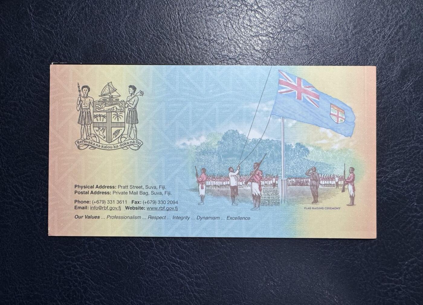 收藏联盟Quantum Auction 第380期拍卖  斐济群岛2020年50元独立纪念钞 品相全新UNC 限量发行3000本带原册 号码无47