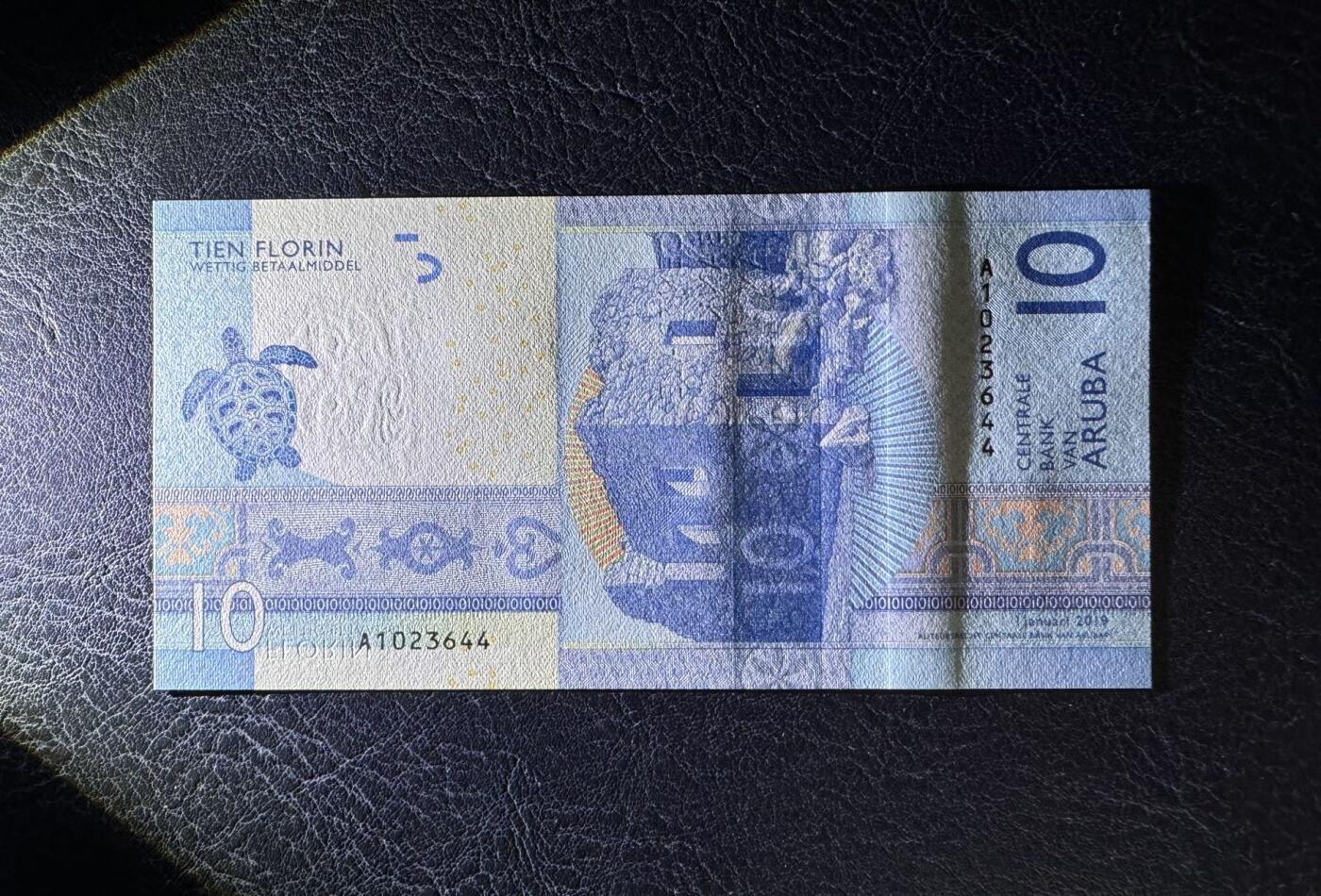 收藏联盟Quantum Auction 第380期拍卖  阿鲁巴2019年10弗洛林首发A冠 品相全新UNC