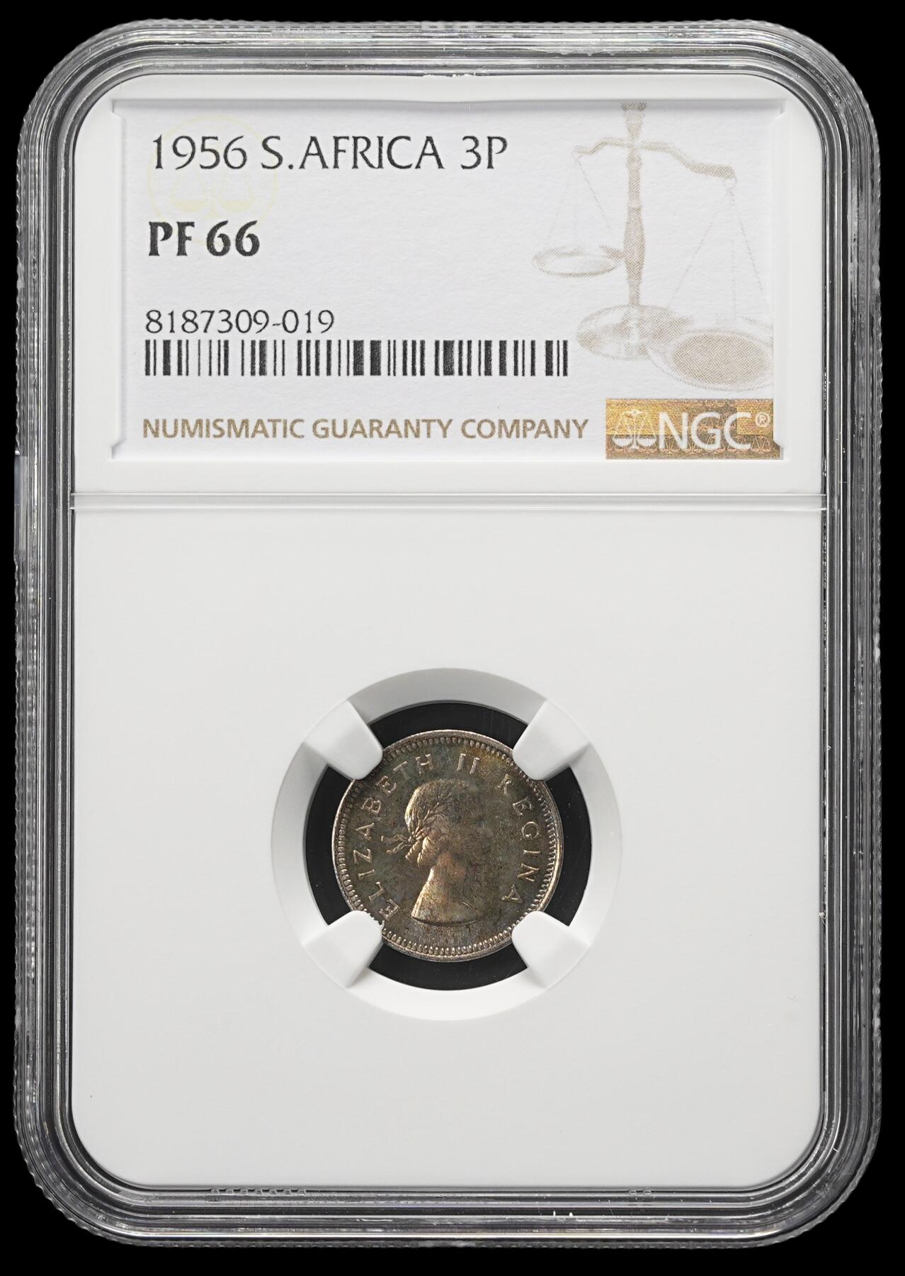 修遠堂世界钱币第四十二期 全场包邮 NGC PF66 1956年南非3便士精制银币 仅铸造1700枚 五彩包浆