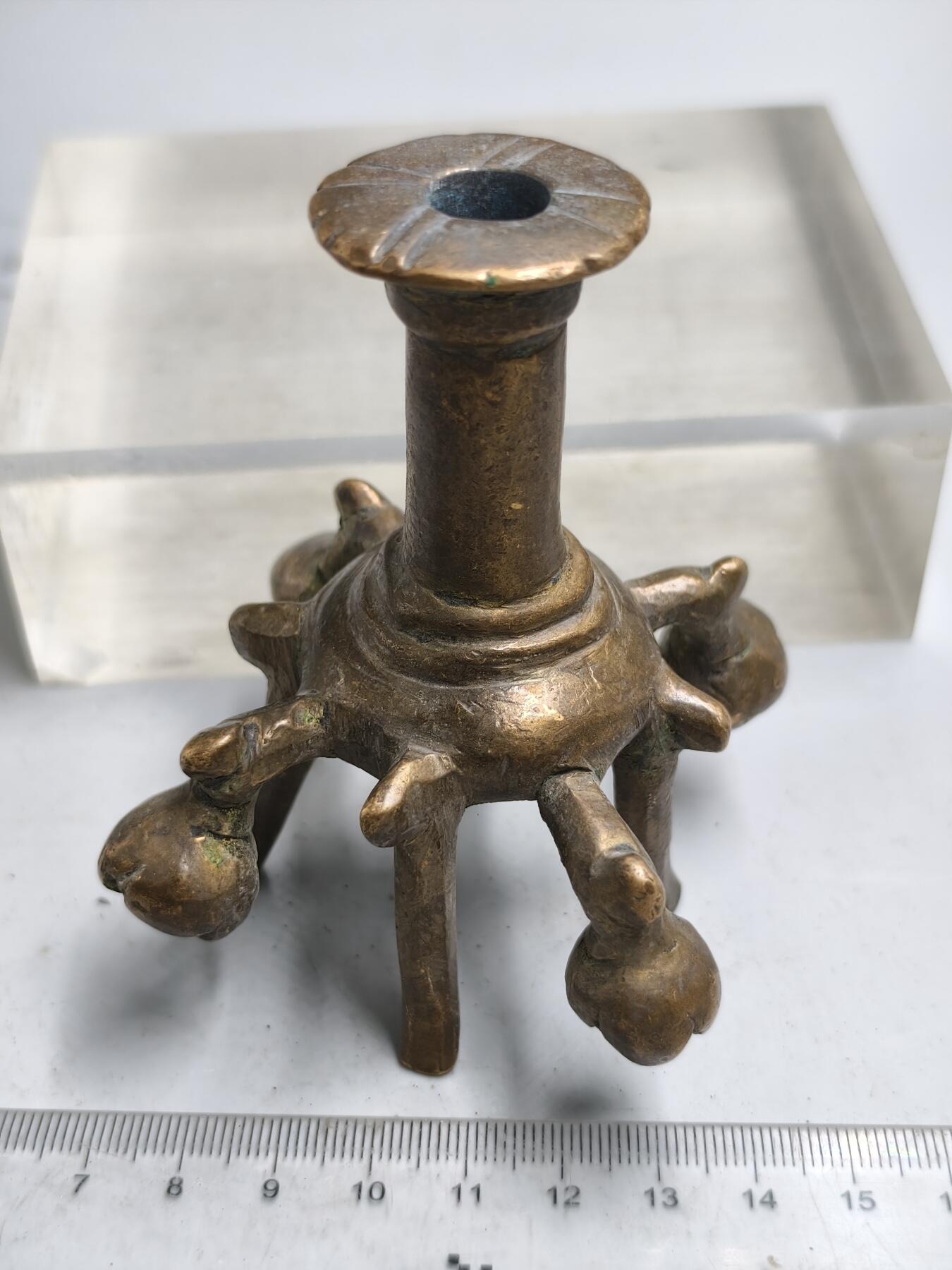 九期新疆小崔一丝路币杂件工艺品徽章拍卖 少数民族地区铜器