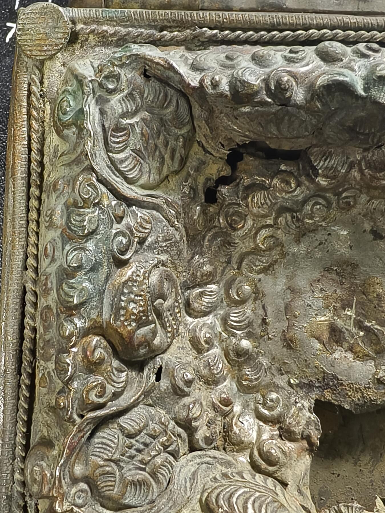 九期新疆小崔一丝路币杂件工艺品徽章拍卖 藏传佛教用品