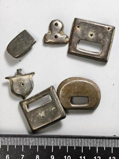 九期新疆小崔一丝路币杂件工艺品徽章拍卖 - 铜饰品