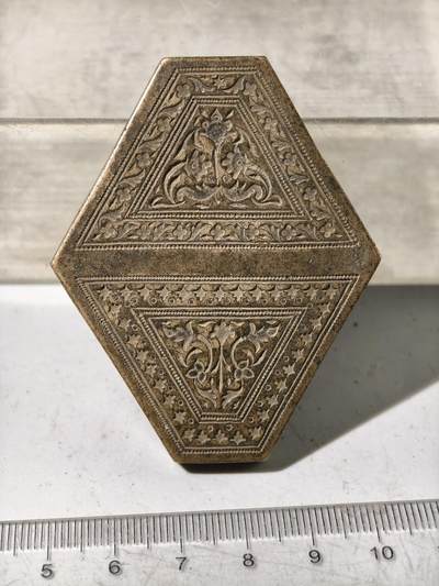 九期新疆小崔一丝路币杂件工艺品徽章拍卖 - 少数民族地区金银饰品打制铜模具