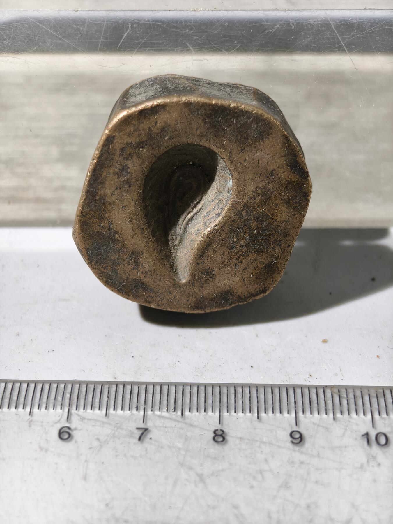 九期新疆小崔一丝路币杂件工艺品徽章拍卖 少数民族地区金银饰品打制铜模具