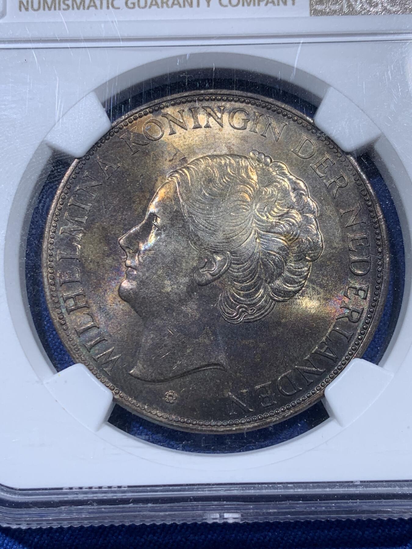 《竞宝斋》第313场 周日，周一 2场连拍 （全场包邮） NGC MS62 五彩状态荷兰1937年威廉明娜女王2.5盾大银币