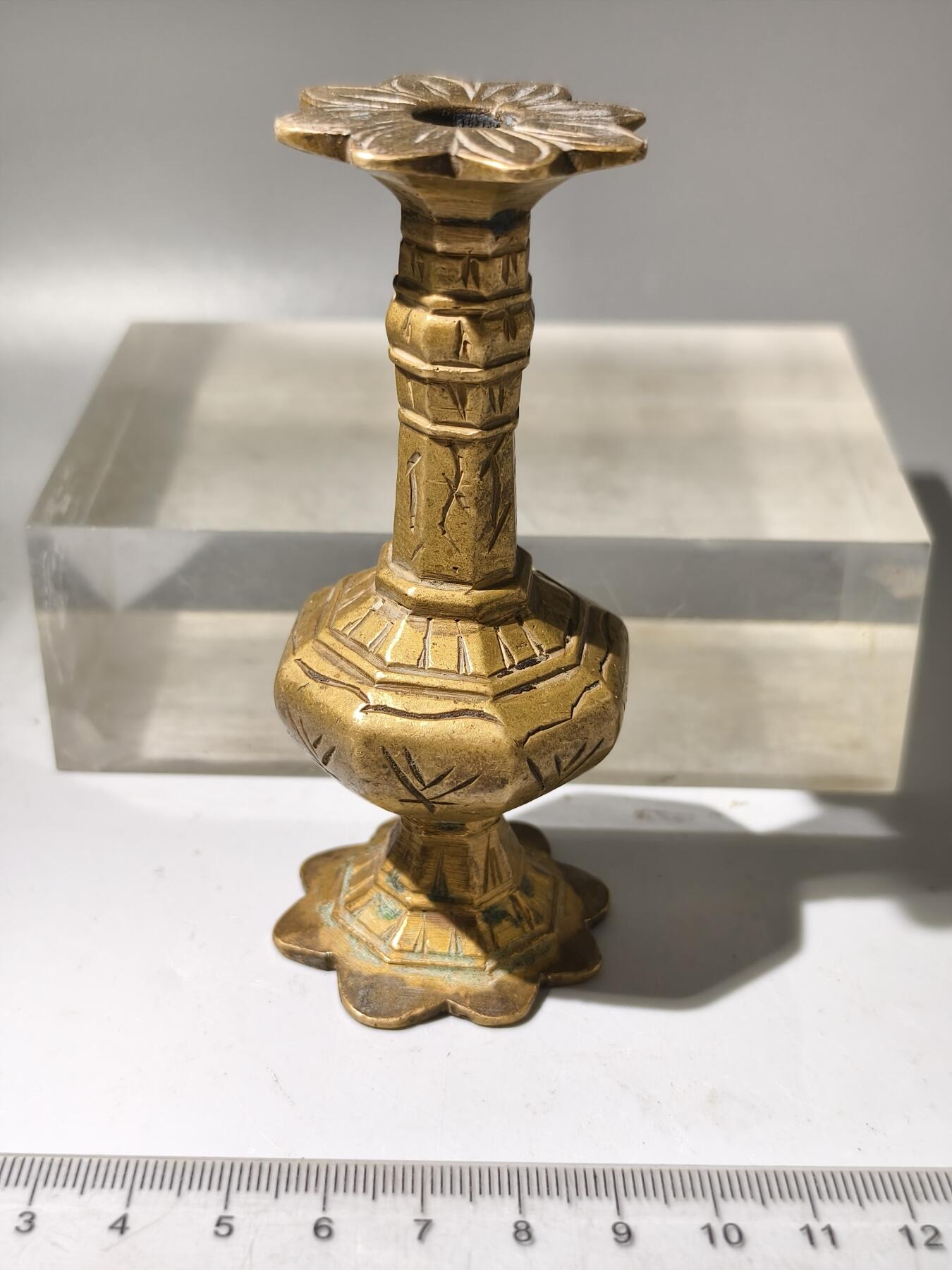 九期新疆小崔一丝路币杂件工艺品徽章拍卖 少数民族地区铜器