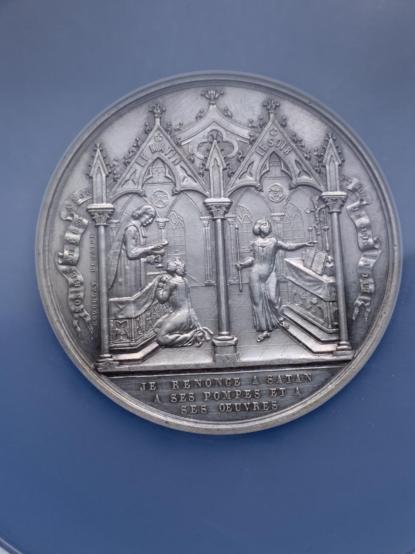 《竞宝斋》第313场 周日，周一 2场连拍 （全场包邮） NGC UNCD 法国 1885年 宗教洗礼 大银章 51mm直径 漂亮的设计 加大盒
