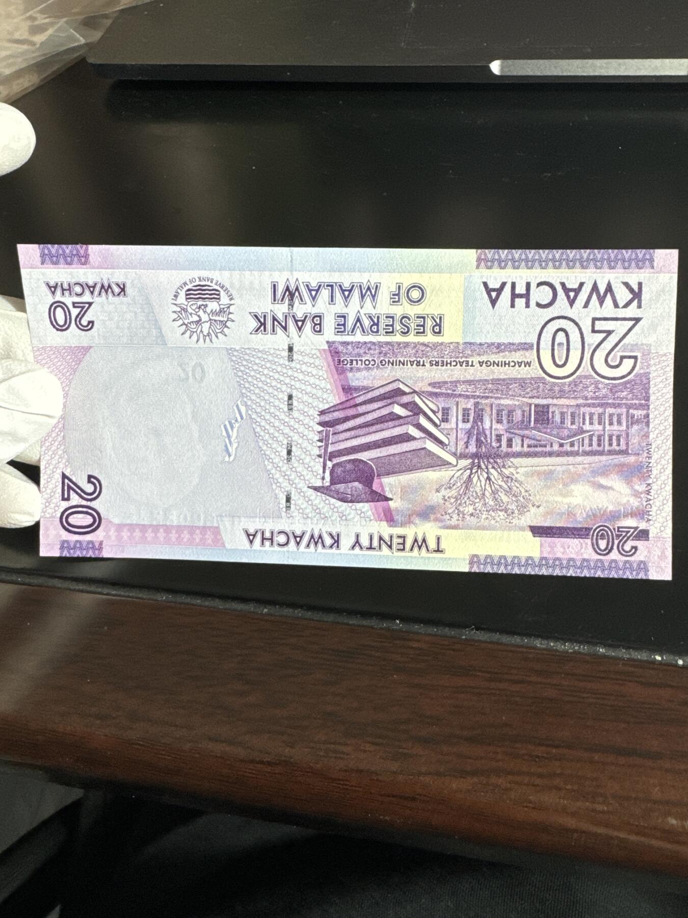 国庆假期快乐🎉正常打包1天发货哦～ 马拉维20克瓦查