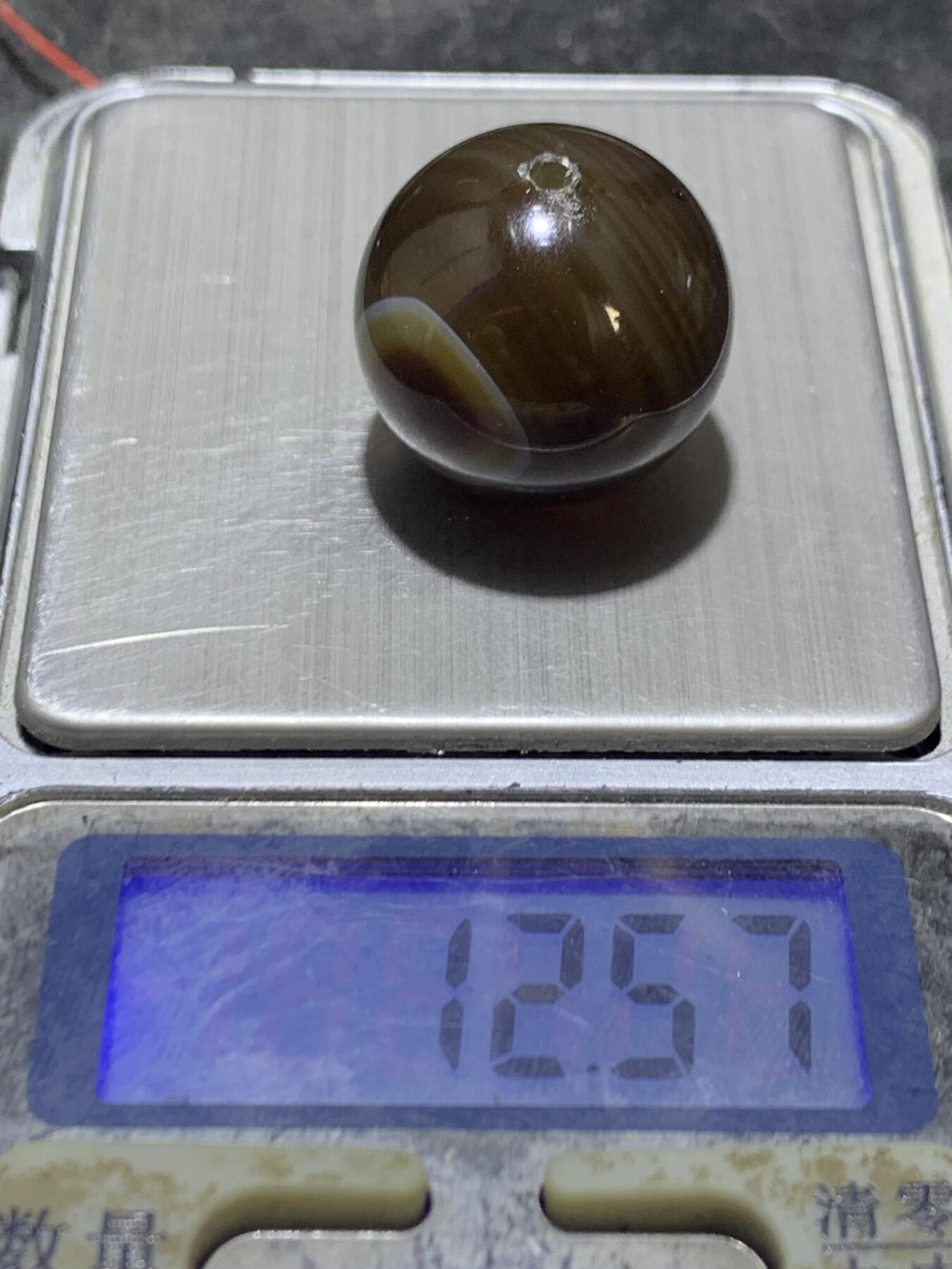 精美天眼高玉化缠丝玛瑙2.1圆珠一颗，