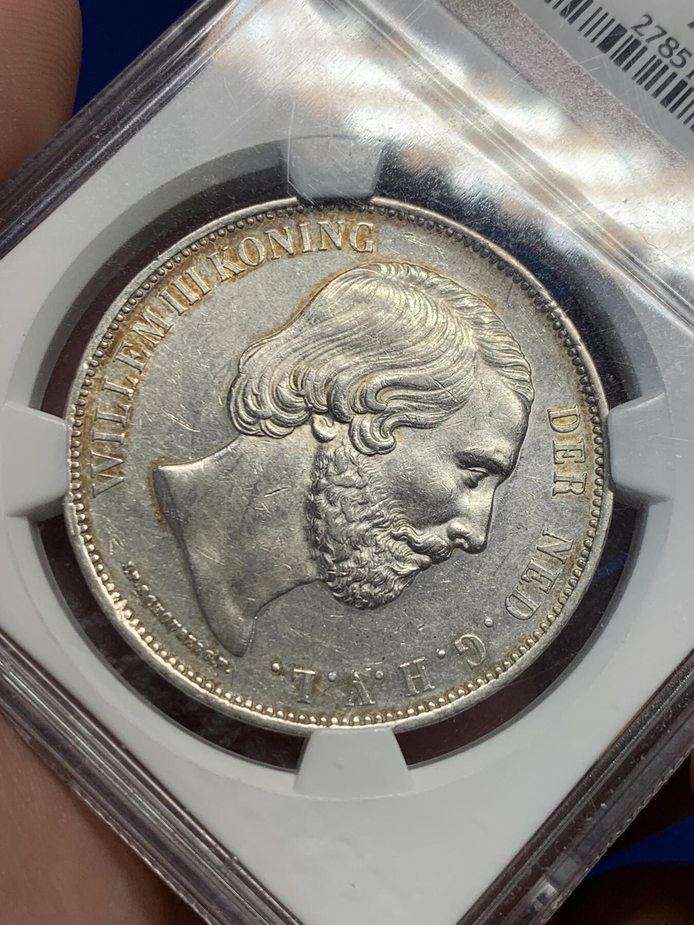 《竞宝斋》第313场 周日，周一 2场连拍 （全场包邮） NGC AU58 荷兰1874年威廉三世2.5盾银币 老盒