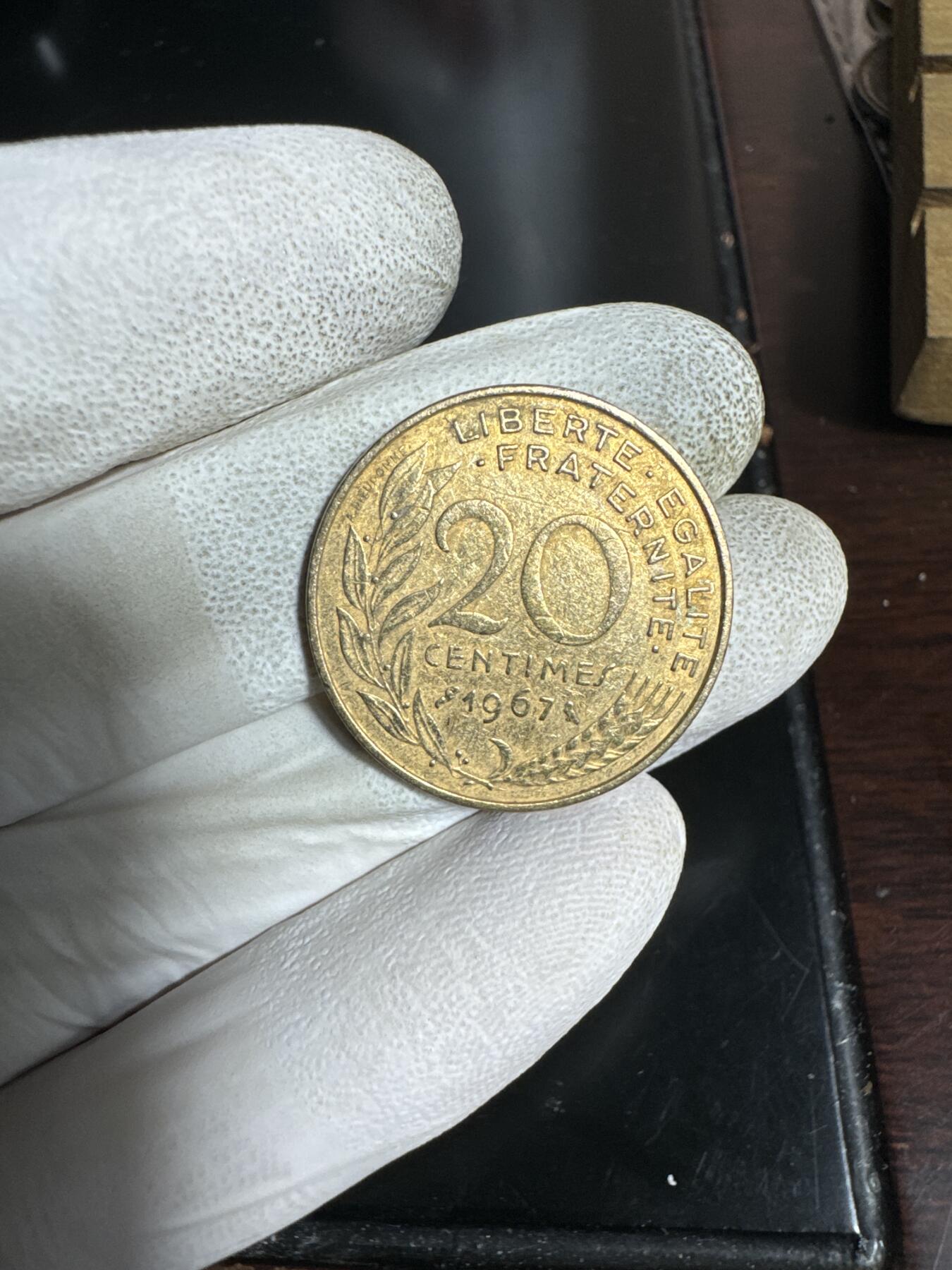 国庆送送送～ 银元拍不停！ 法国1967年20分