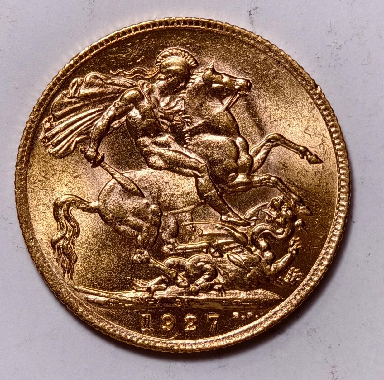 紫瑗钱币——第436期 南非 1927年 乔治五世 马剑 1索维林(磅) 8克 0.917金 UNC