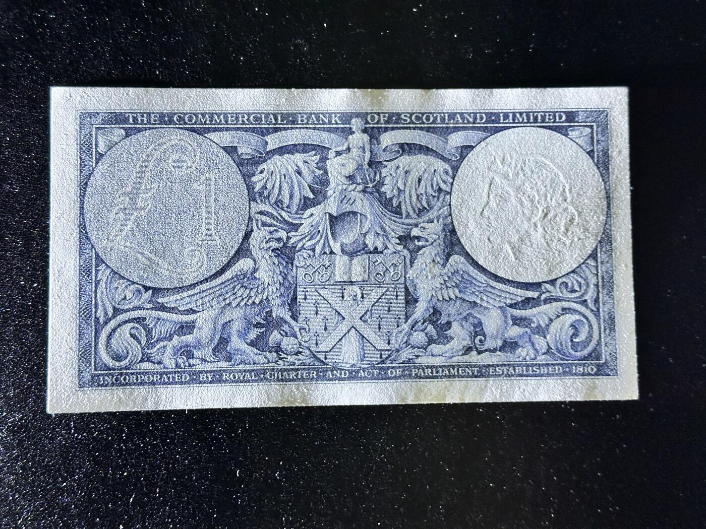 《外钞收藏家》第四百二十三期（连拍场） 1955年苏格兰1镑 UNC- 边角有点瑕疵