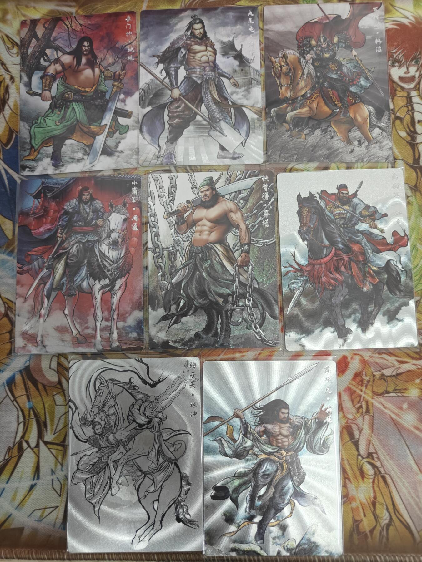 天玑星卡拍第五十四期《呼神唤卫 石墩出动》周一预展结束周四截拍 持续收拍中 满赠三娘需备注 卡德曼 张建东水浒 99限编卡 8张 周通为首编
