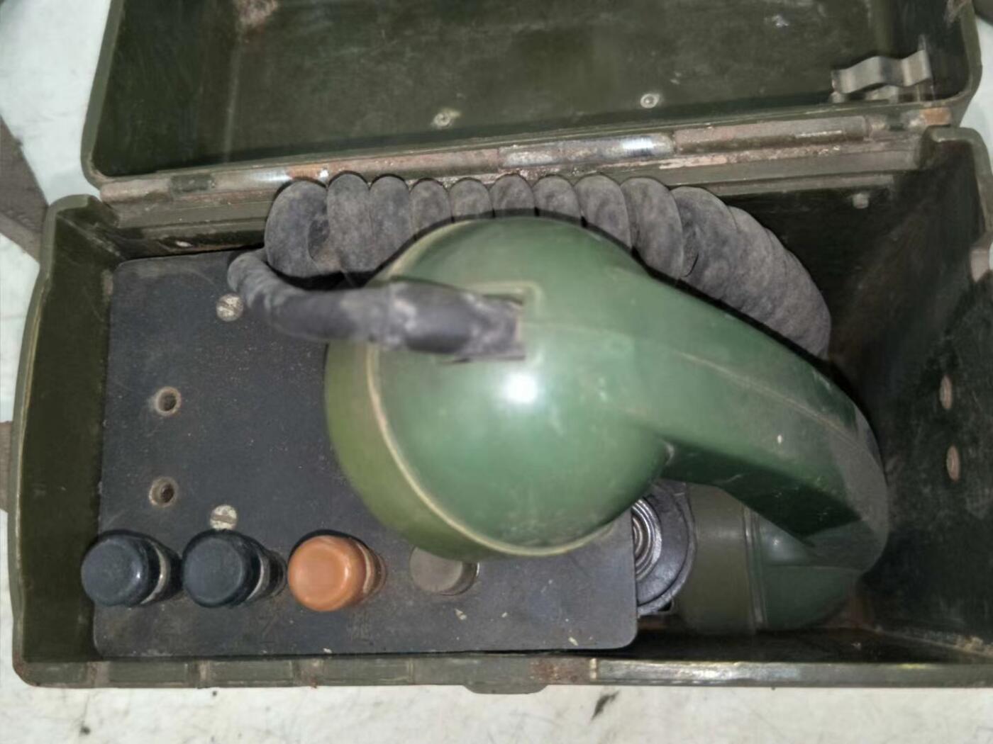 老民俗红色电话机