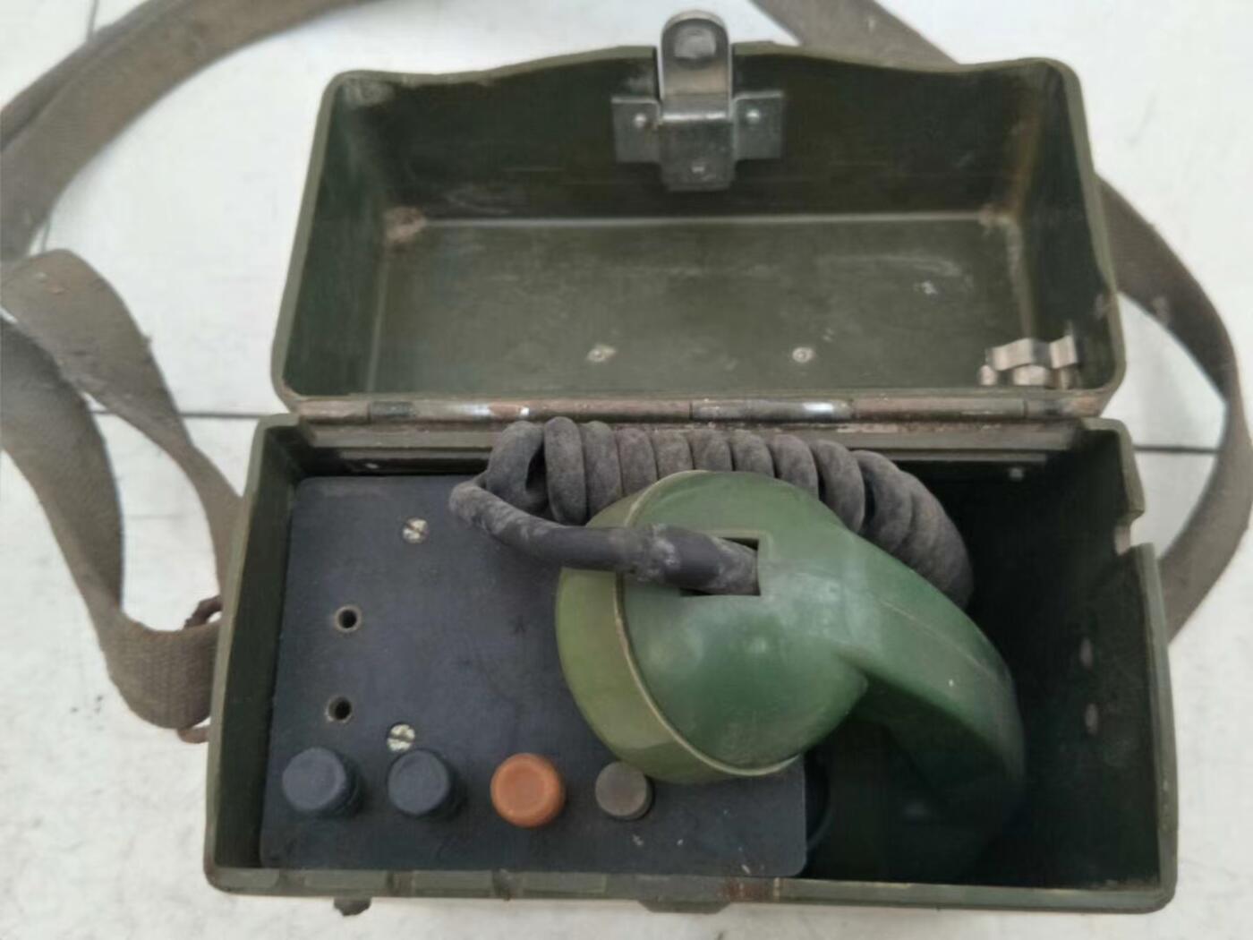 老民俗红色电话机