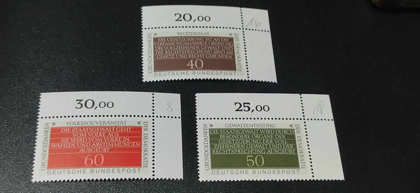 德国邮票专场，都是套票 德国邮票一套，1981年发行，西德  民主的基本思想邮票3全，品相如图