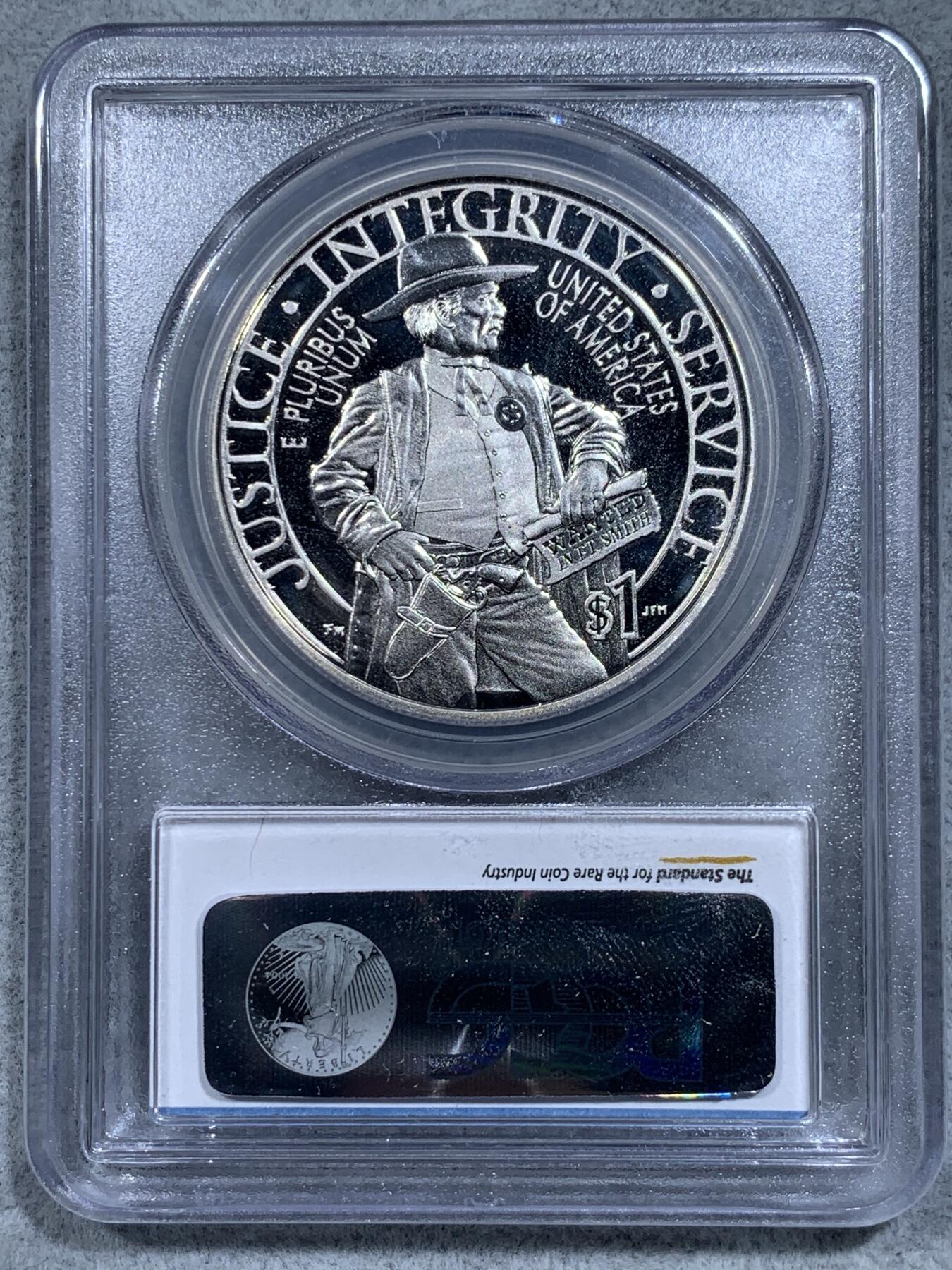 《竞宝斋》第314场 周日，周一，周二  3场连拍 （全场包邮） PCGS PR69DCAM 美国2015年联邦探员1美元精制纪念银币，发行量38149枚。PROOF精制币，币面清爽干净又漂亮，状态一流。
