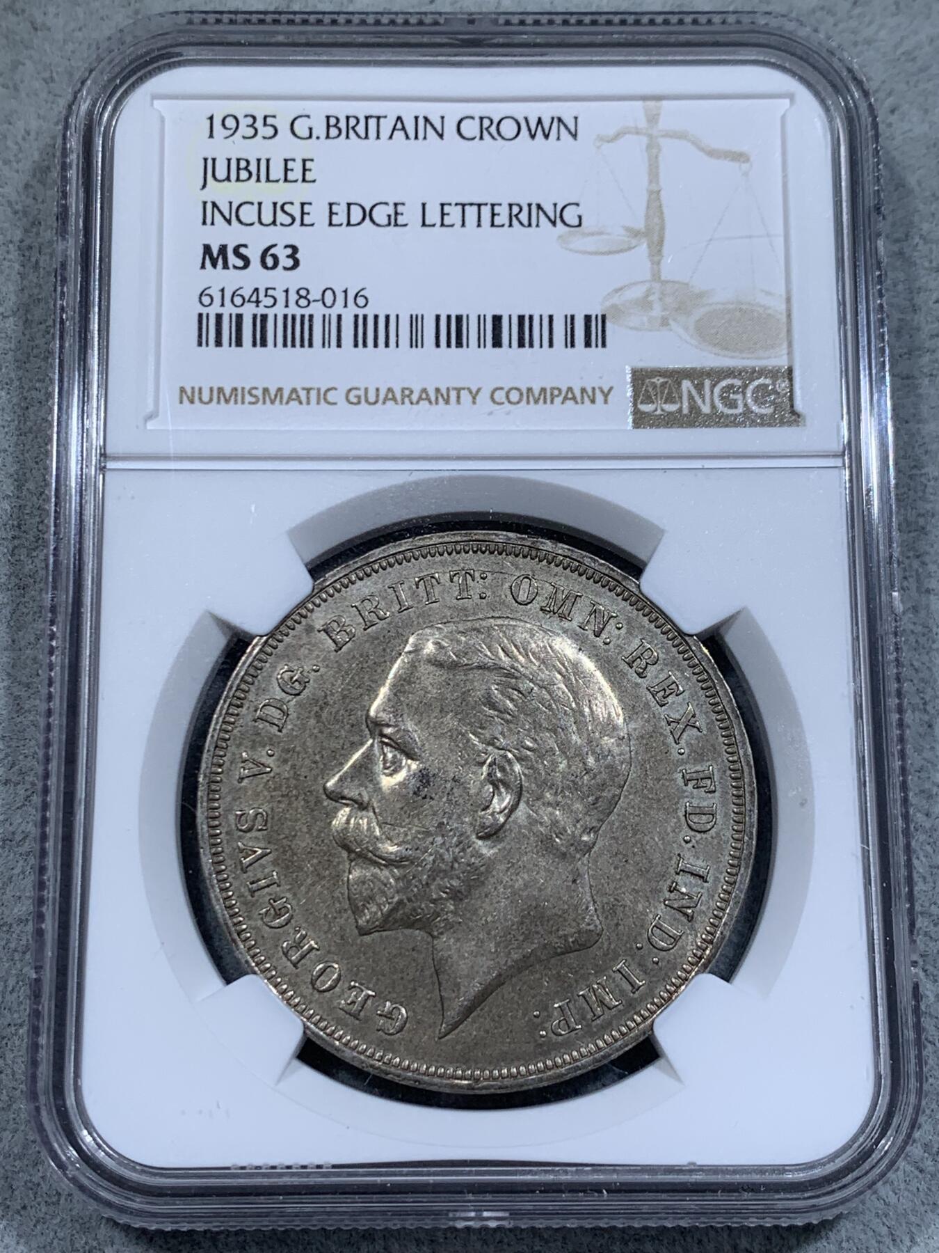 《竞宝斋》第314场 周日，周一，周二  3场连拍 （全场包邮） NGC MS63 英国1935年乔治五世1克朗木马剑大银币，原汁原味老包浆，包浆醇厚，状态佳。