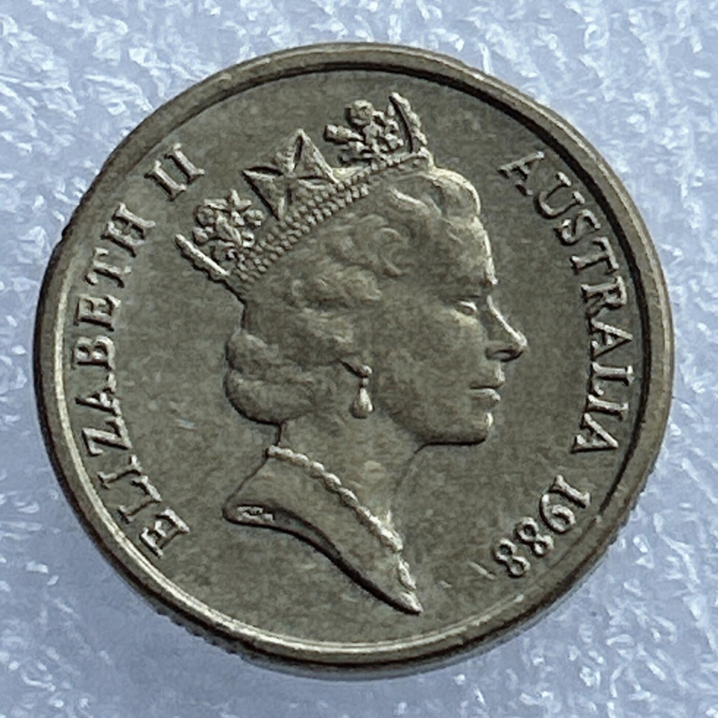 海外回流1元起拍小铺 各国钱币散币场 第17期 澳大利亚2元土著铜币1988年版高冠伊丽莎白女王