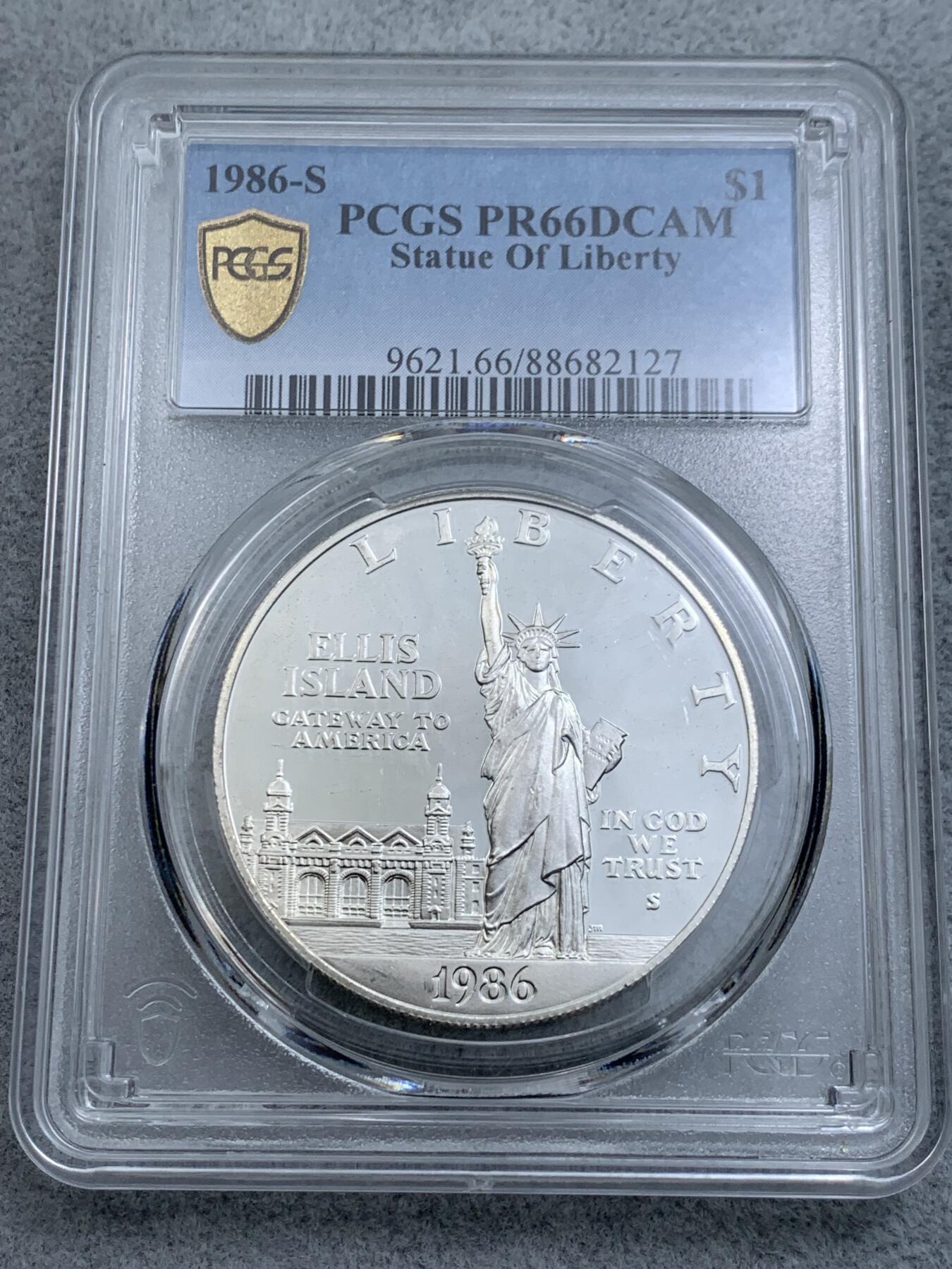 《竞宝斋》第314场 周日，周一，周二  3场连拍 （全场包邮） PCGS PR66DCAM 美国1986年纪念自由女神雕像落成100周年精制高银纪念银币，做工精制，镜面工艺，光度一流，无氧化