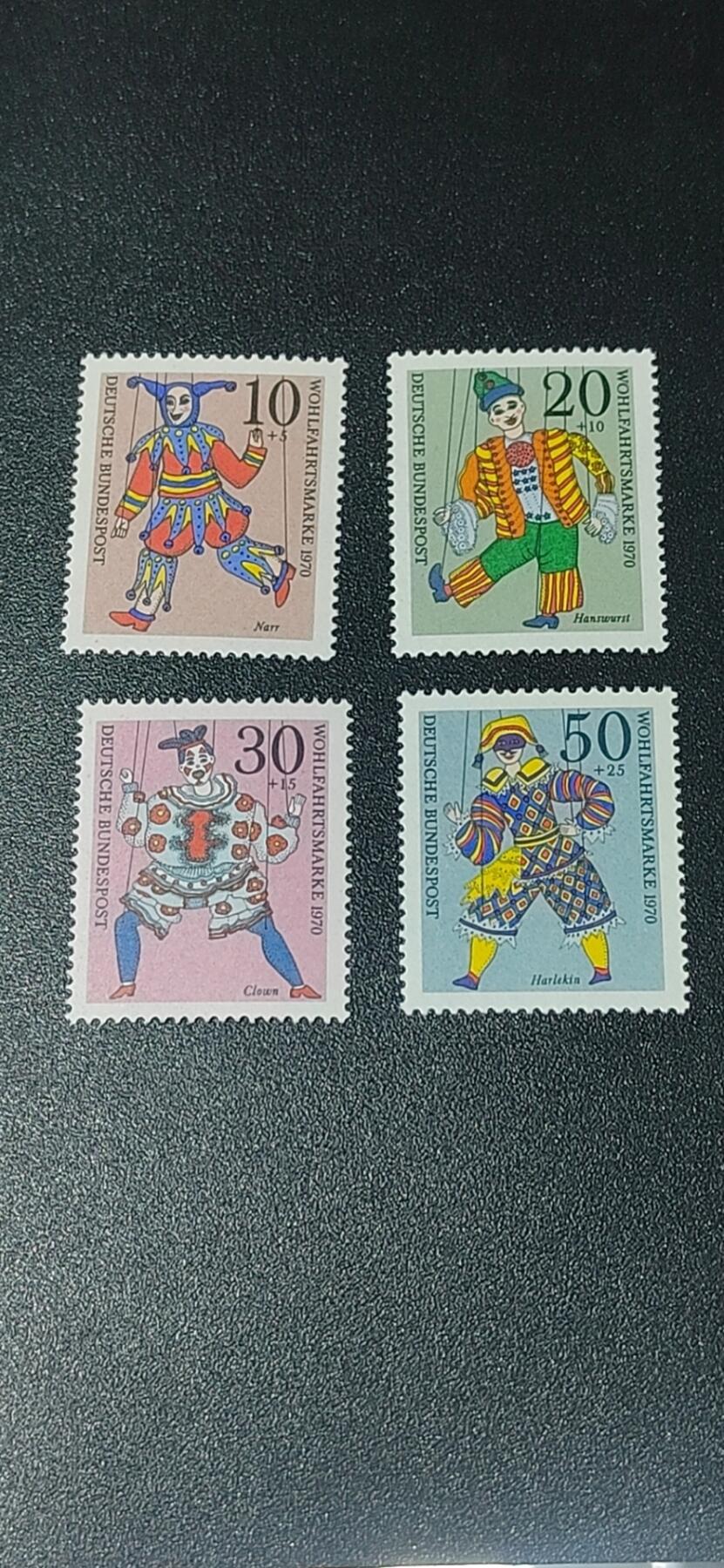 德国邮票专场，都是套票 德国邮票一套，1970年发行，西柏林提线木偶小丑，品相如图