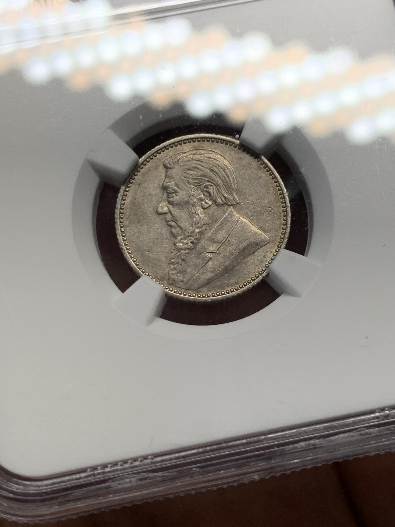 《竞宝斋》第314场 周日，周一，周二  3场连拍 （全场包邮） NGC AU58 德兰士瓦1897年6便士银币，布尔人于南非建立的白人共和国，英布战争前夕铸造，发行仅数个年份。所见多通货，高分少见。凑套必备