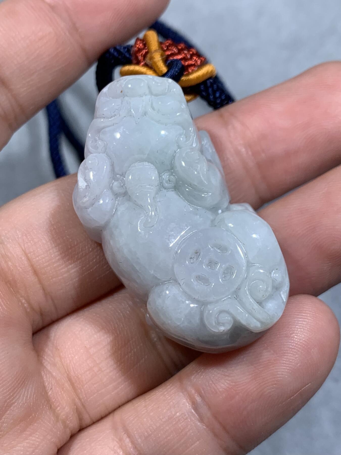 《竞宝斋》第314场 周日，周一，周二  3场连拍 （全场包邮） 貔貅翡翠挂件 长43mm 宽23mm 厚16mm 也把玩 细节见图