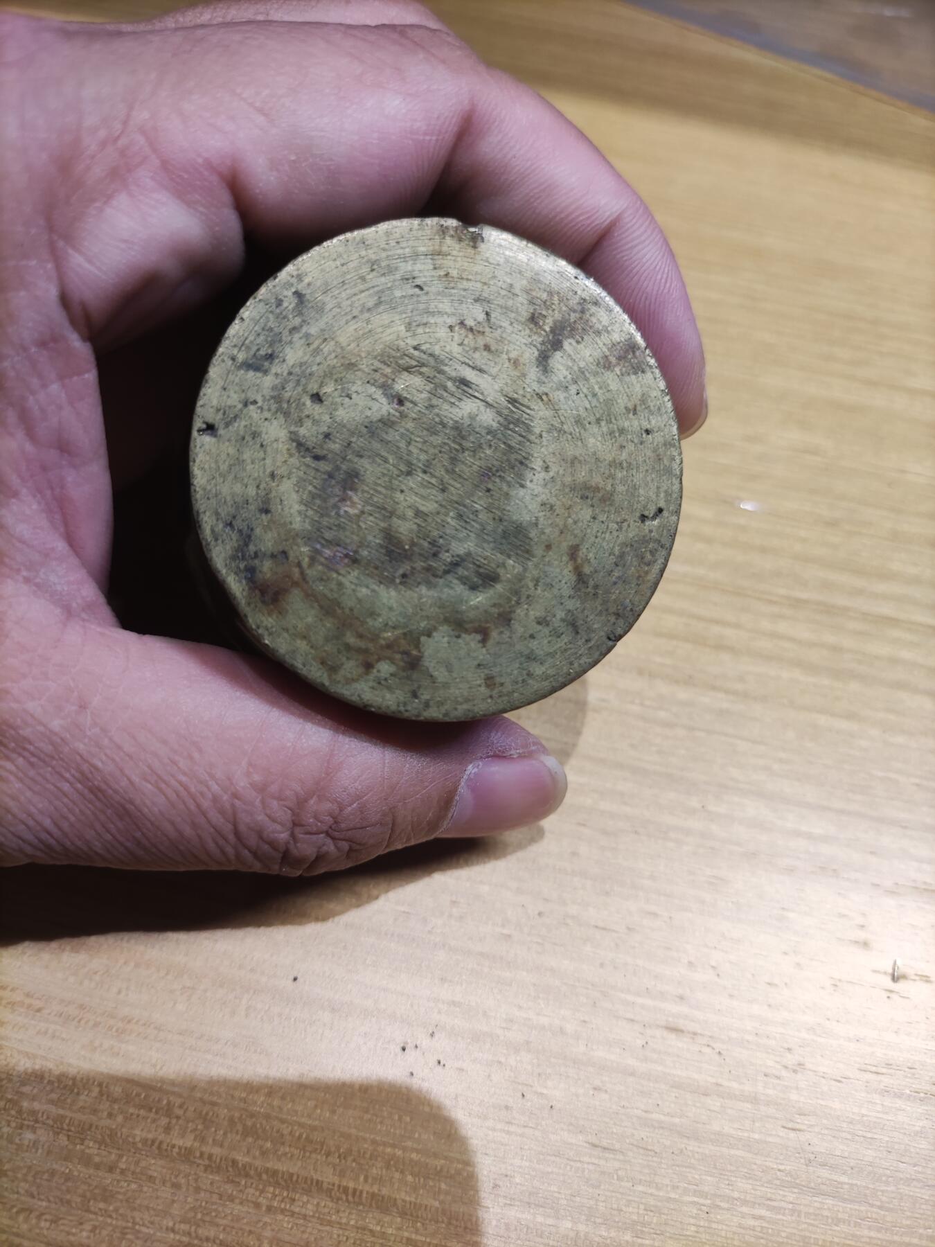 首场保真拍卖 厚重民国铜墨汁盒