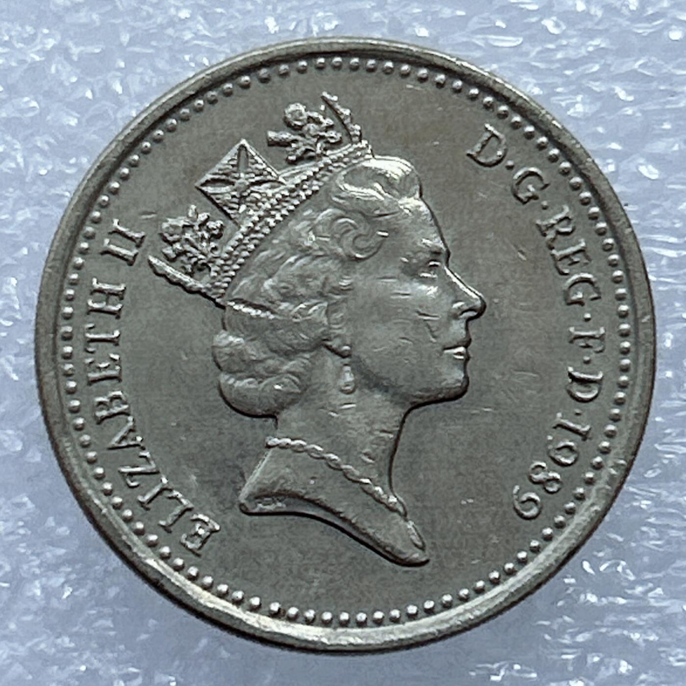 海外回流1元起拍小铺 各国钱币散币场 第17期 英国1989年1镑 蓟花