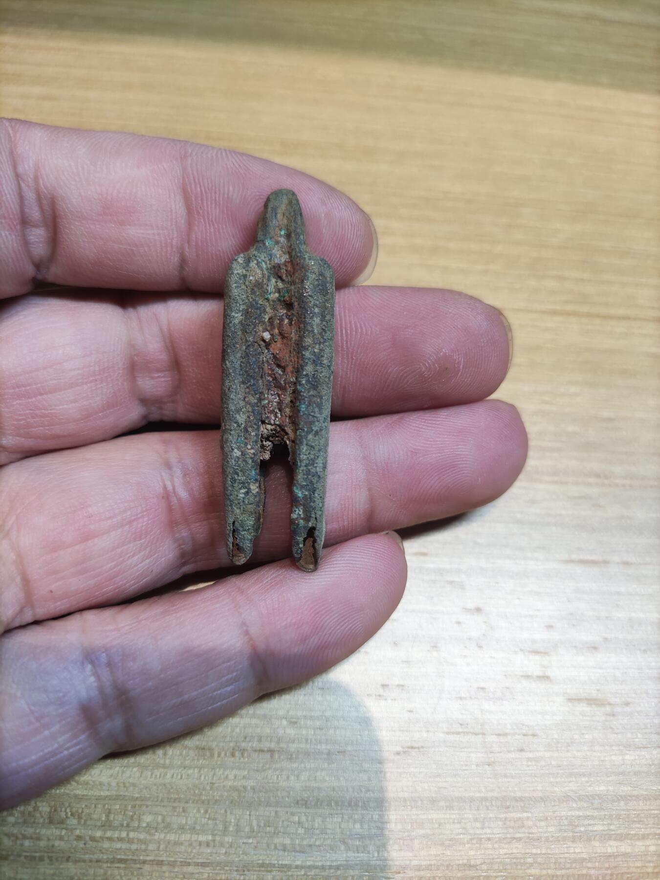 首场保真拍卖 汉代藕芯钱
