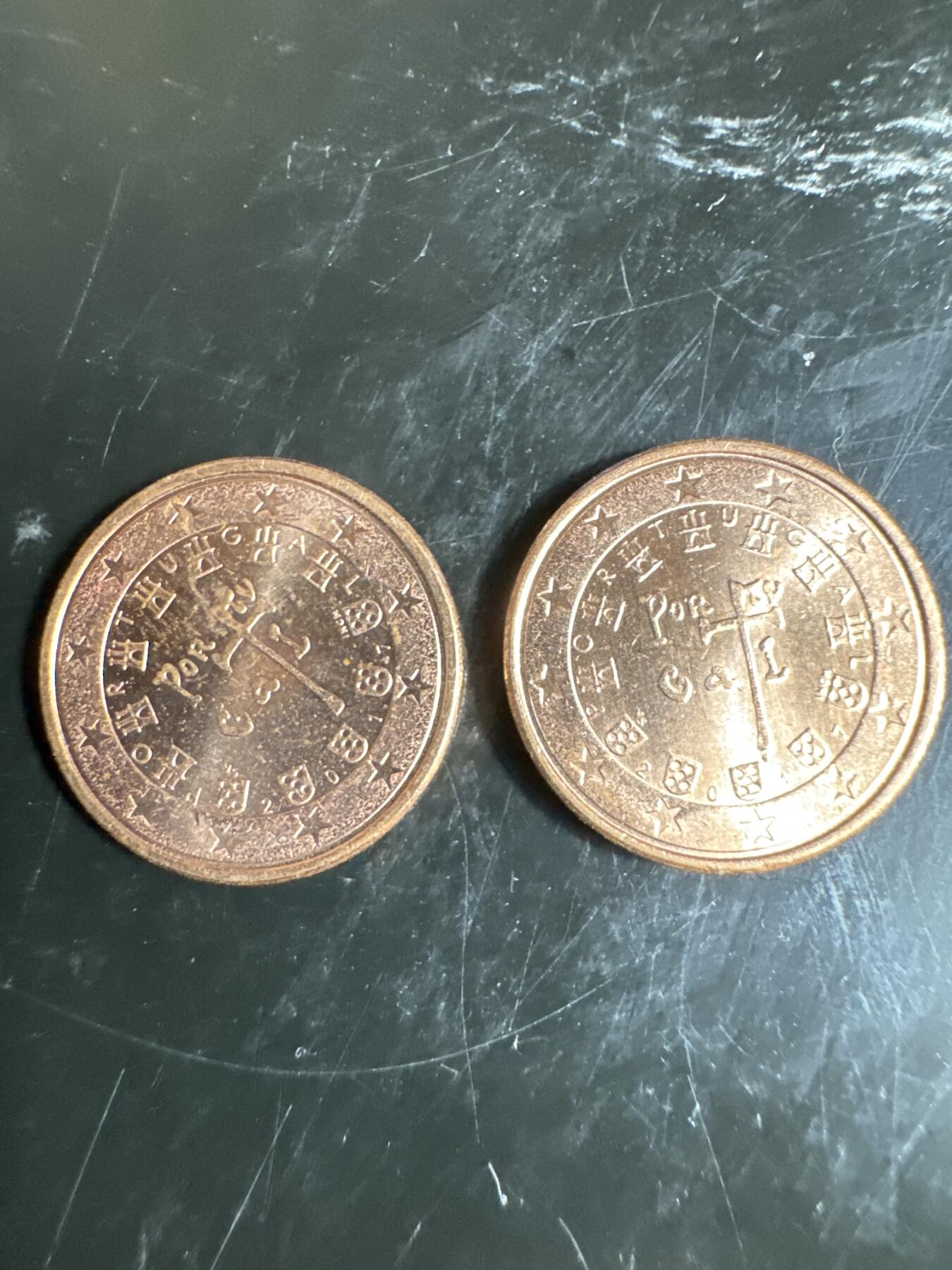 大家国庆快乐～今天还是一天发货哟～ 葡萄牙1欧元（两枚）