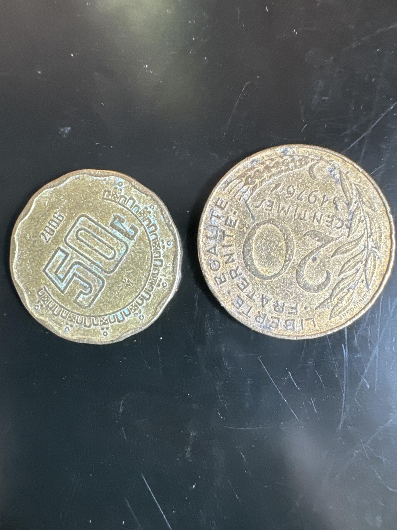 大家国庆快乐～今天还是一天发货哟～ 外国钱币