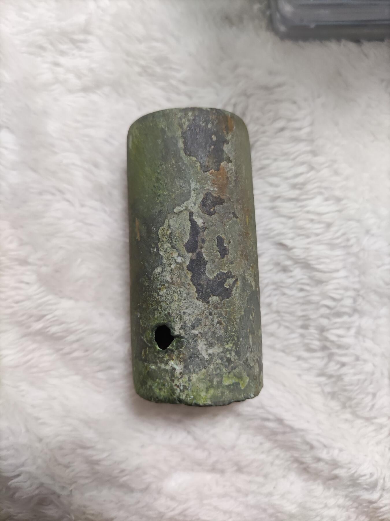 首场保真拍卖 战汉戈蹲