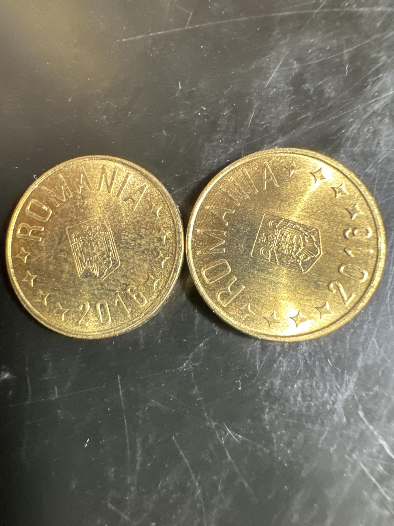 大家国庆快乐～今天还是一天发货哟～ 罗马尼亚1禁令（两枚）
