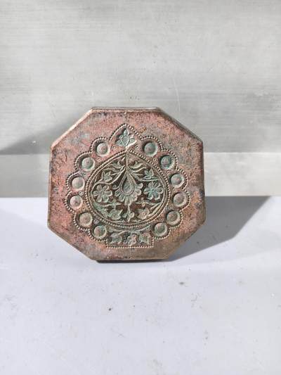 十一期新疆小崔一杂件拍卖 - 铜模具