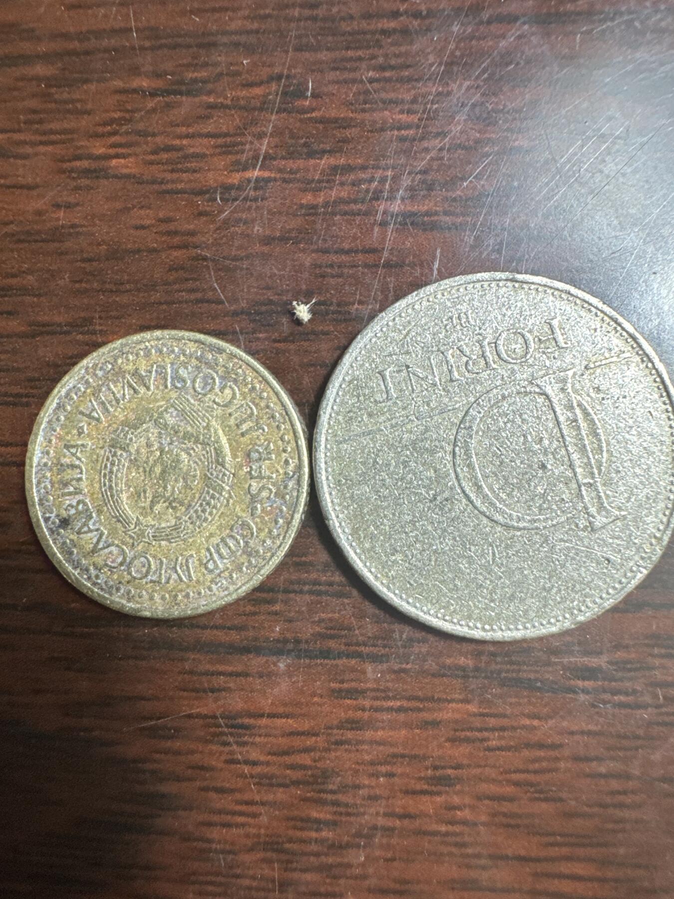 国庆大派送啦～照常发货呦～ 外国钱币（两枚）