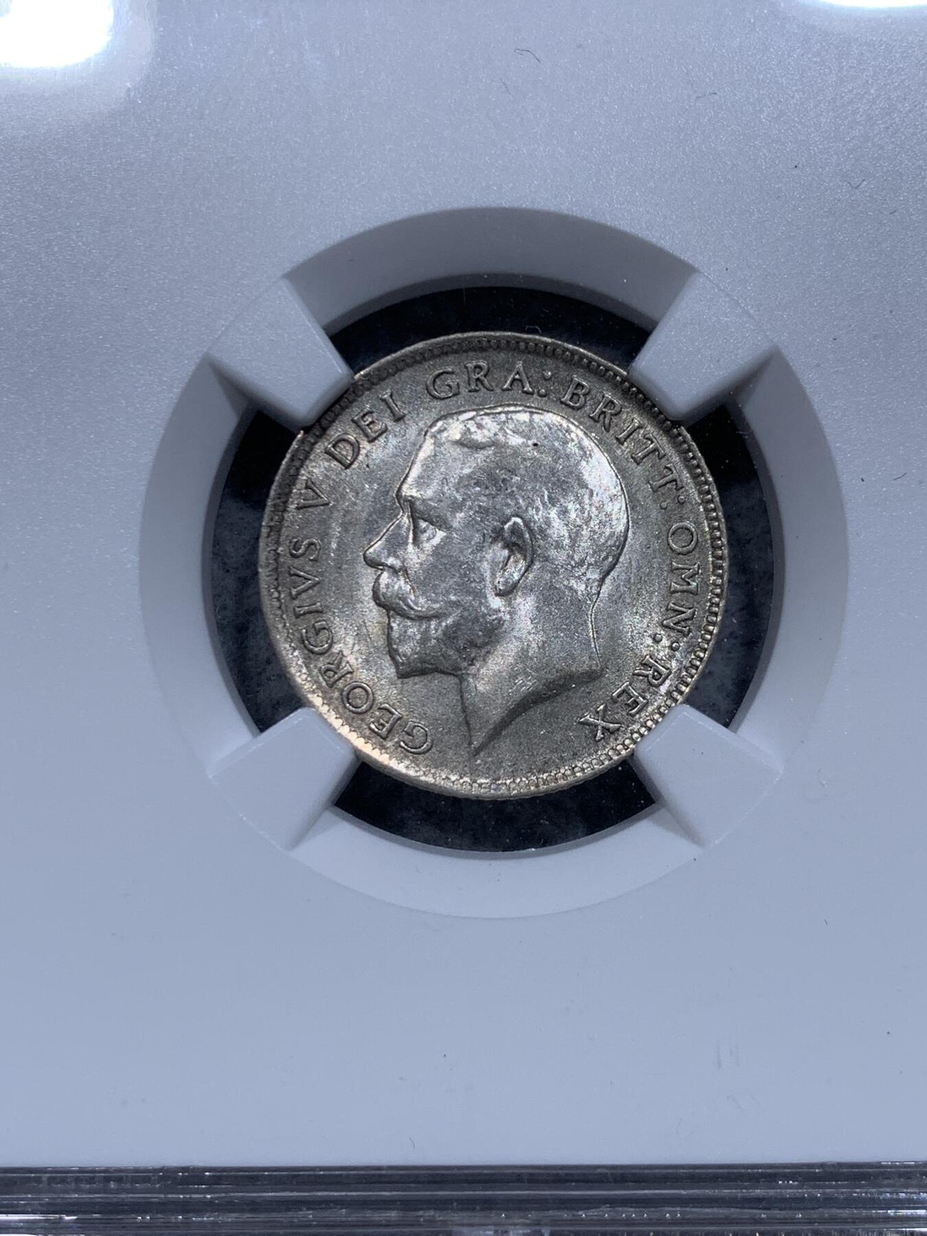 《竞宝斋》第315场 周日，周一，周二  3场连拍 （全场包邮） NGC MS64 英国1918年乔治五世6便士银币 底板干净 bu品相 原厂状态 少见年份