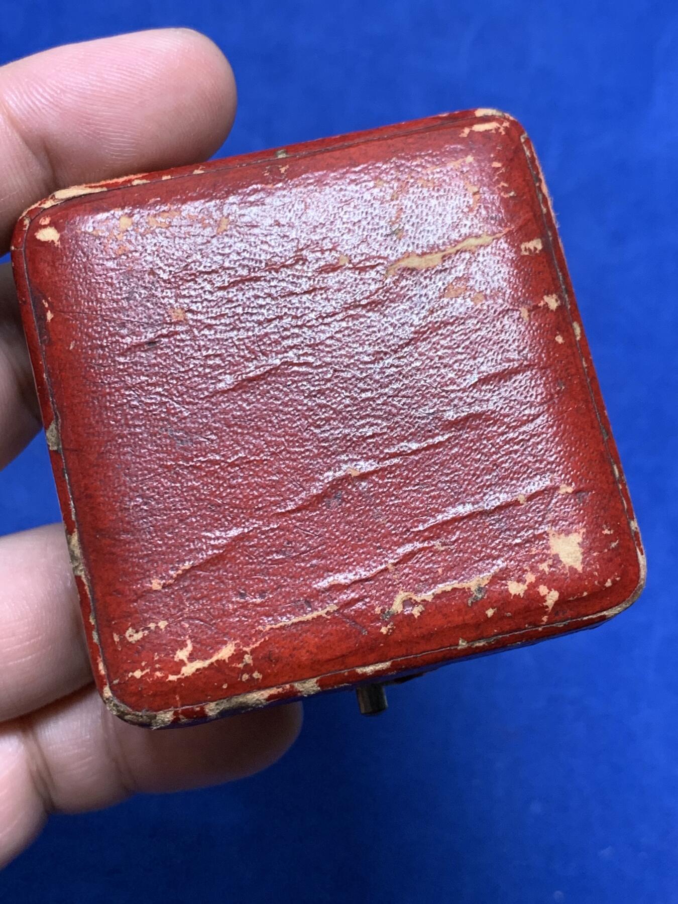《竞宝斋》第316场 周日，周一，周二  3场连拍 （全场包邮） NGC MS62 英国1897年维多利亚女王登基六十周年纪念铜章，少见版带原盒