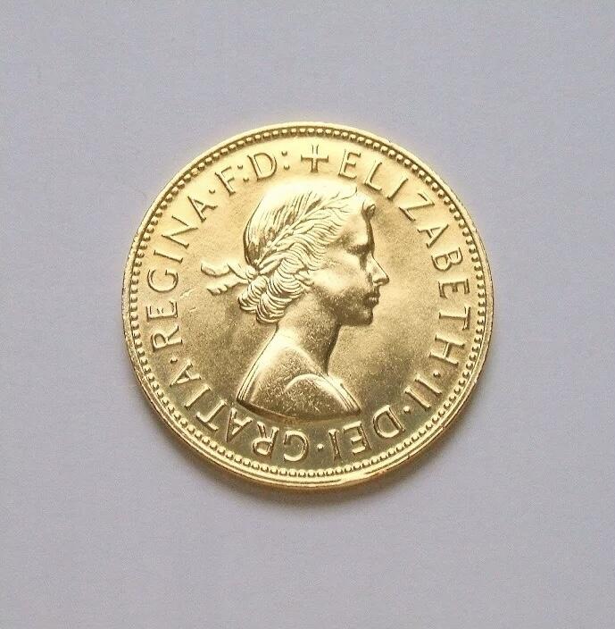 英国1967年 伊丽莎白青年像+海神镀金彩色纪念币 31MM