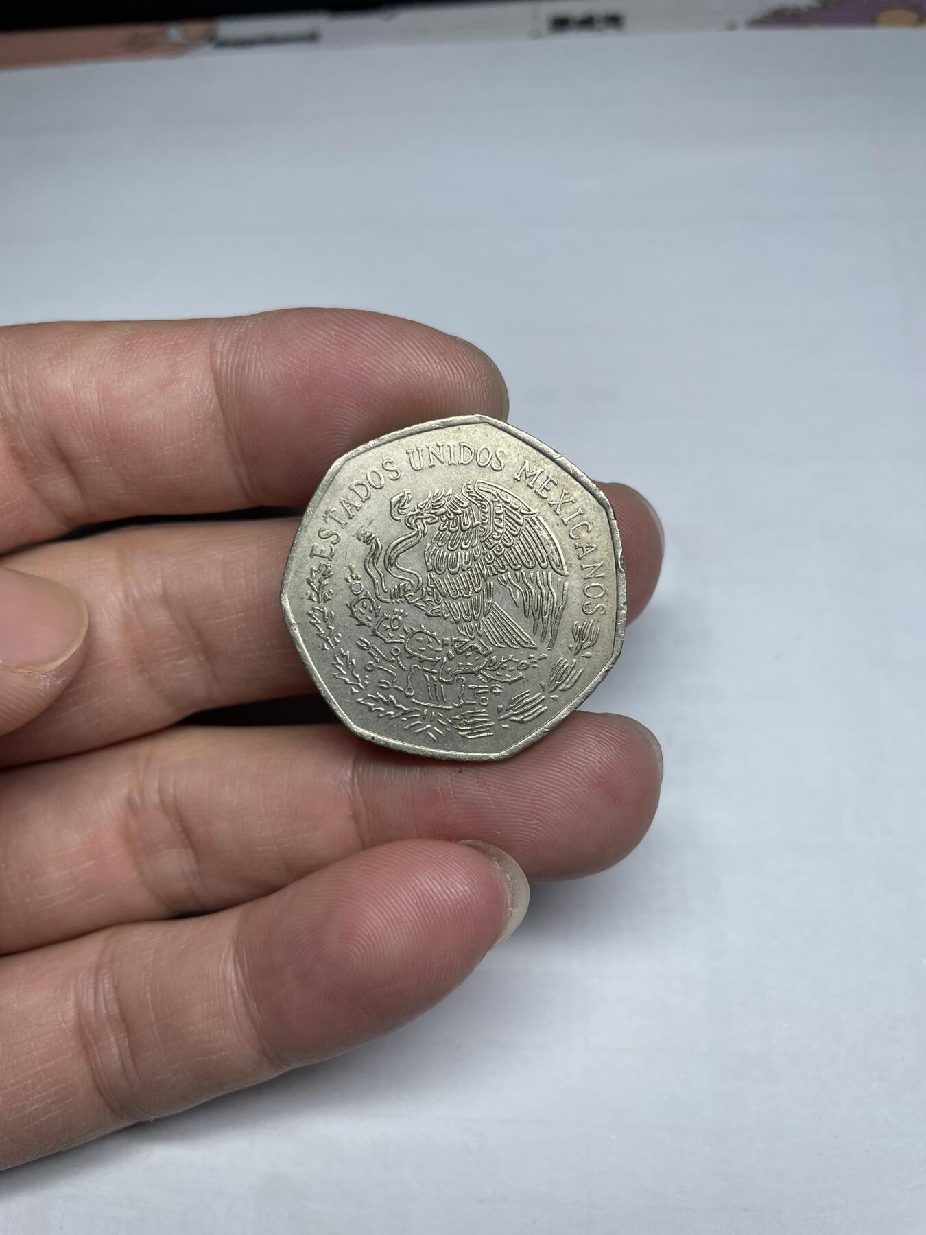 每日一拍，2024年集古藏今外币拍卖第十六期-第2场—（总第152拍），可以寄存60天，满160元包邮。 1978年墨西哥10比索
