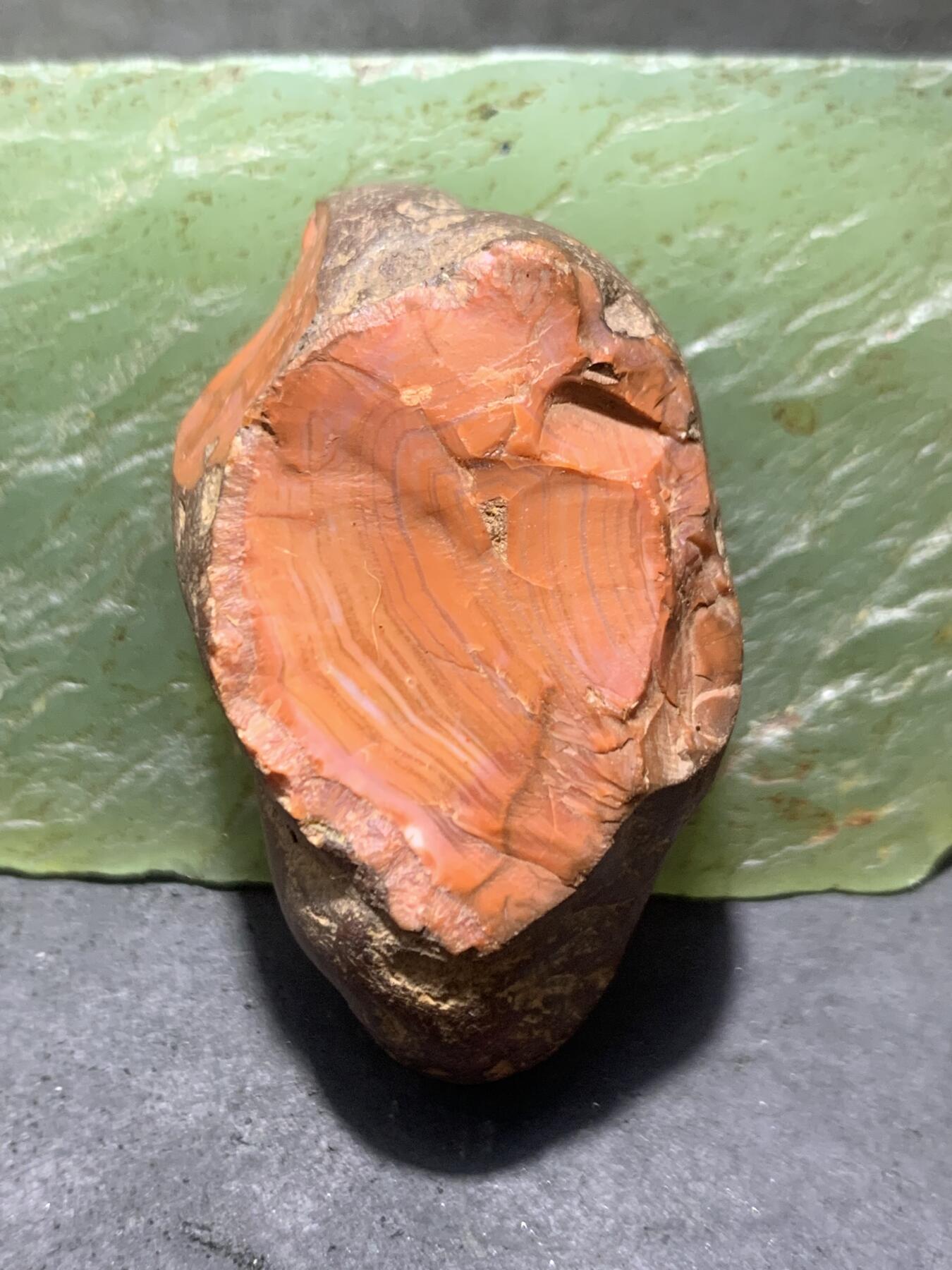 精美大开口满肉南红玛瑙原石一颗