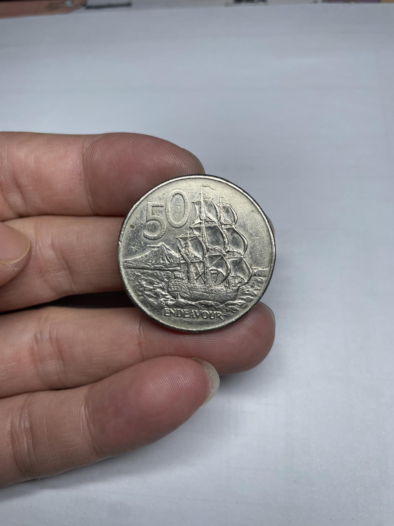 每日一拍，2024年集古藏今外币拍卖第十六期-第2场—（总第152拍），可以寄存60天，满160元包邮。 1980年新西兰50分