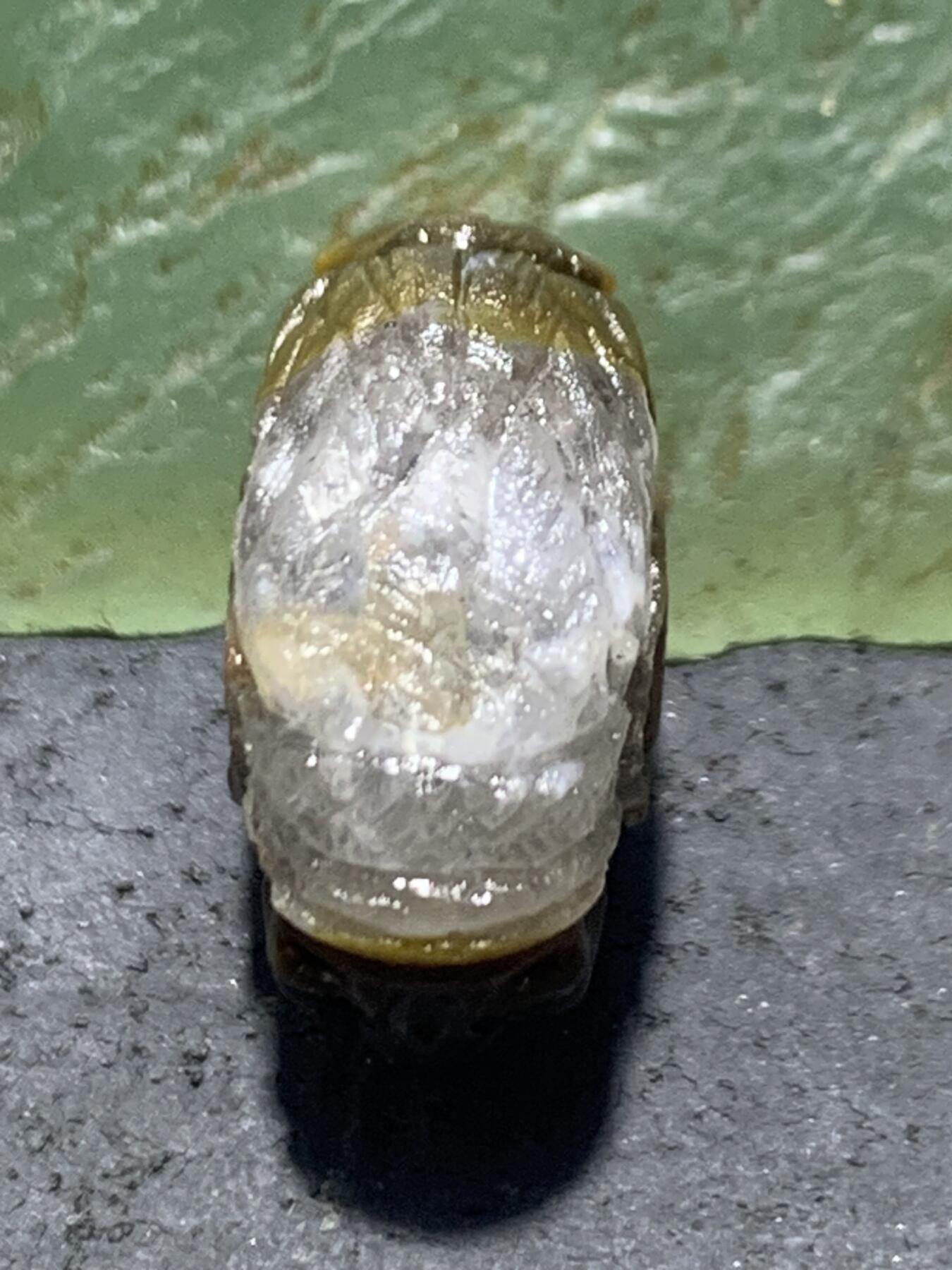 精美亚光高玉化冰飘战国红玛瑙手工雕刻骷髅酋长扣一个！