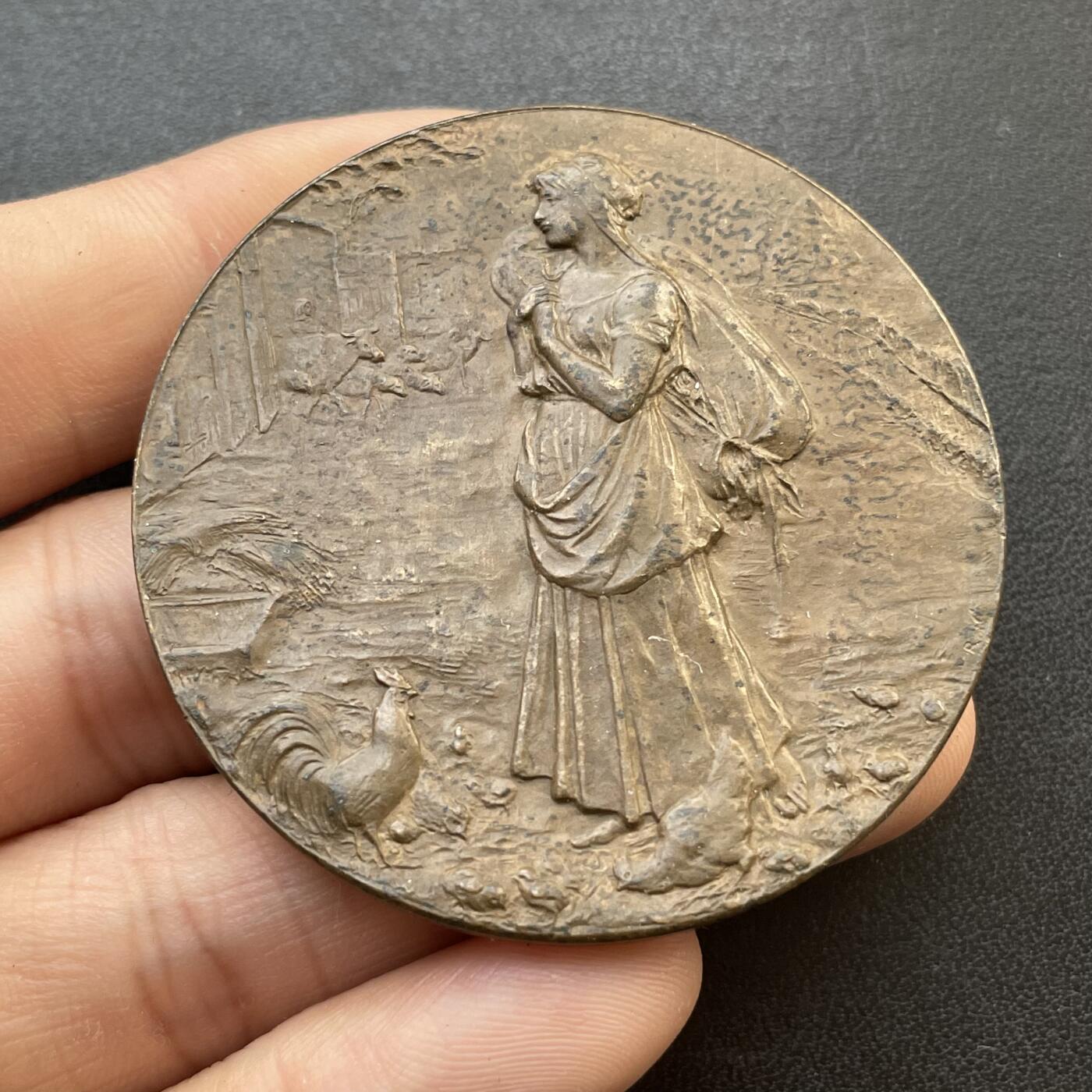 「木头集藏」章牌专场-第48期 Roty～法国农业促进会铜章  直径：50 mm，63.8 g，边铭：丰饶角 BRONZE，品相不错