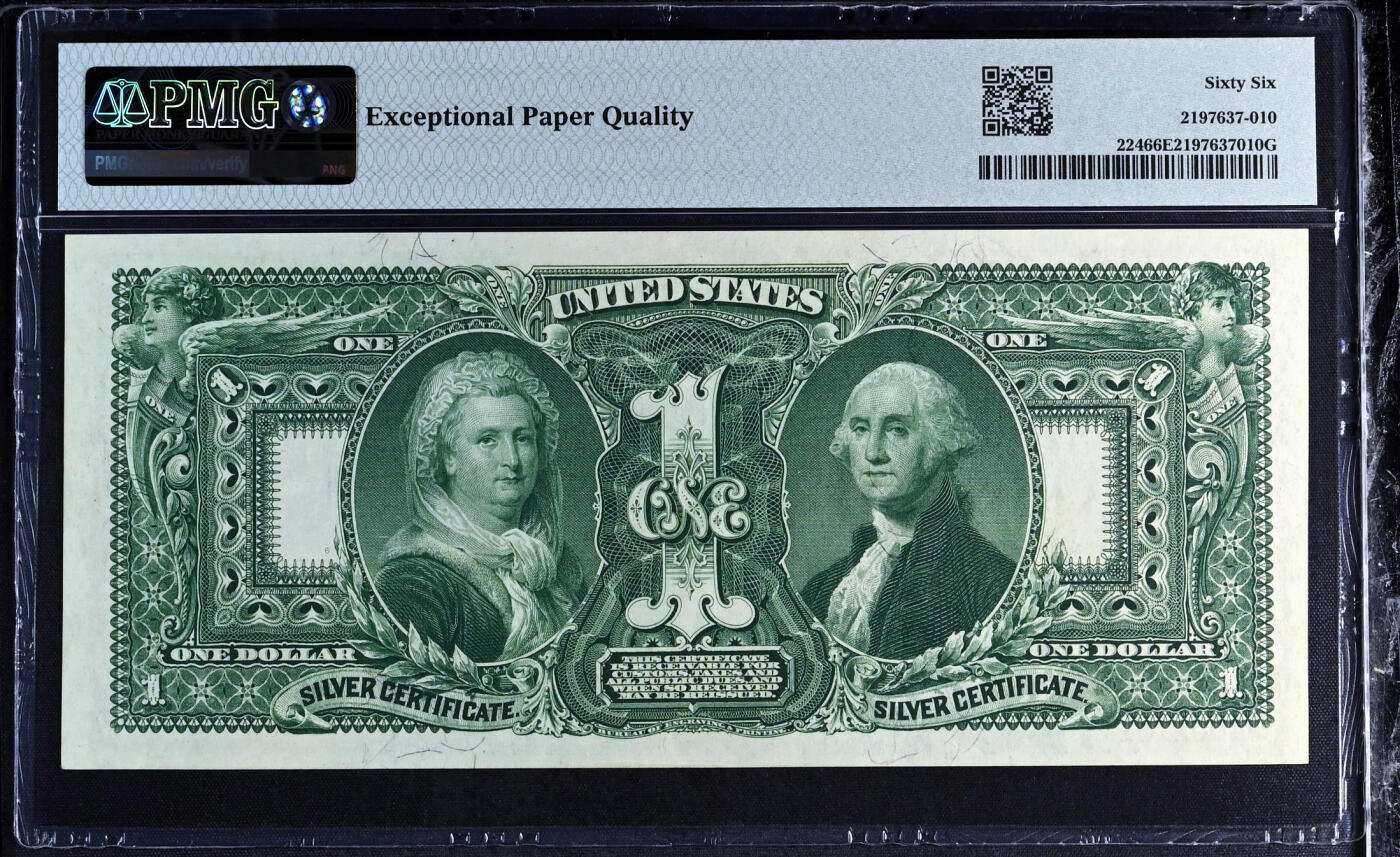 【Blue Auction】✨世界纸币精拍第560期【精】 【仅8张更高分 亚军分】美国 1896年1美金 经典教育券 备受收藏家青睐 在鲍尔斯和桑德曼的著作《TOP100最伟大的美国纸币》中排名第7 正面是《历史教育青年》的大幅装饰图案 （在正面背景中可以看到华盛顿特区，华盛顿纪念碑、铸印局和美国国会大厦在背景中清晰可见）背面是华盛顿和第一夫人雕刻人像及纹饰 非常漂亮 PMG66EPQ 一步到位收藏级
