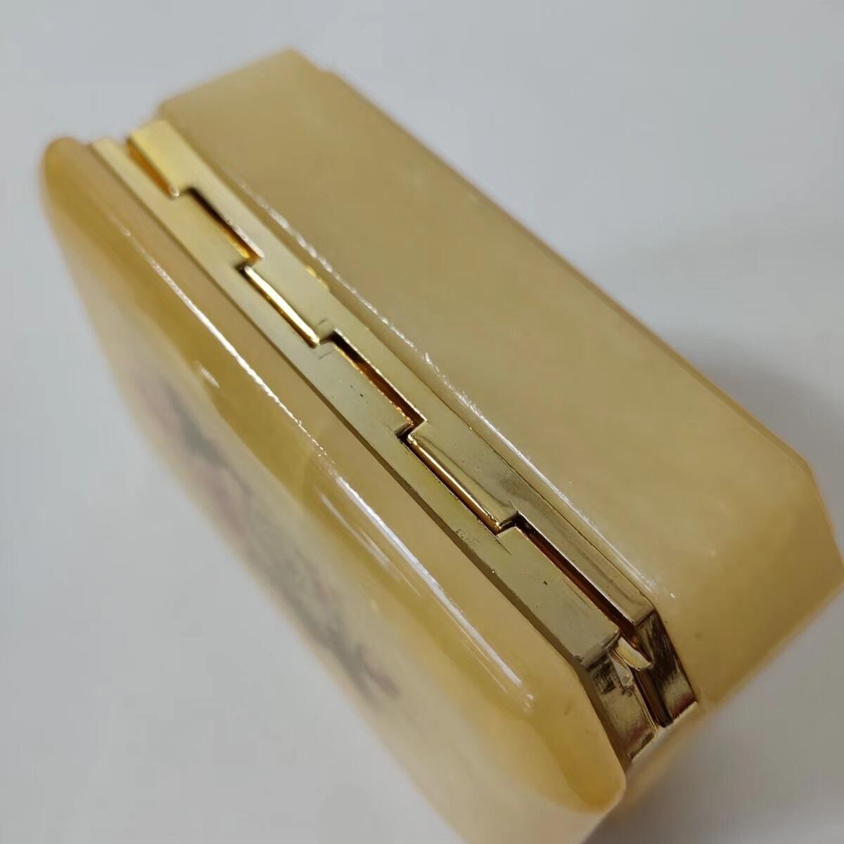 意大利Domain天然石玫瑰图案首饰盒饰品盒，尺寸11x7x4.5厘米，品相如图，500包快递