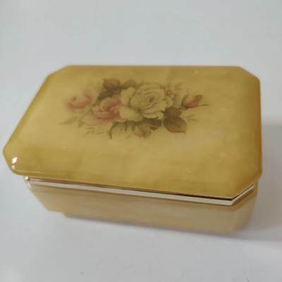 意大利Domain天然石玫瑰图案首饰盒饰品盒，尺寸11x7x4.5厘米，品相如图，500包快递 - 意大利Domain天然石玫瑰图案首饰盒饰品盒，尺寸11x7x4.5厘米，品相如图，500包快递