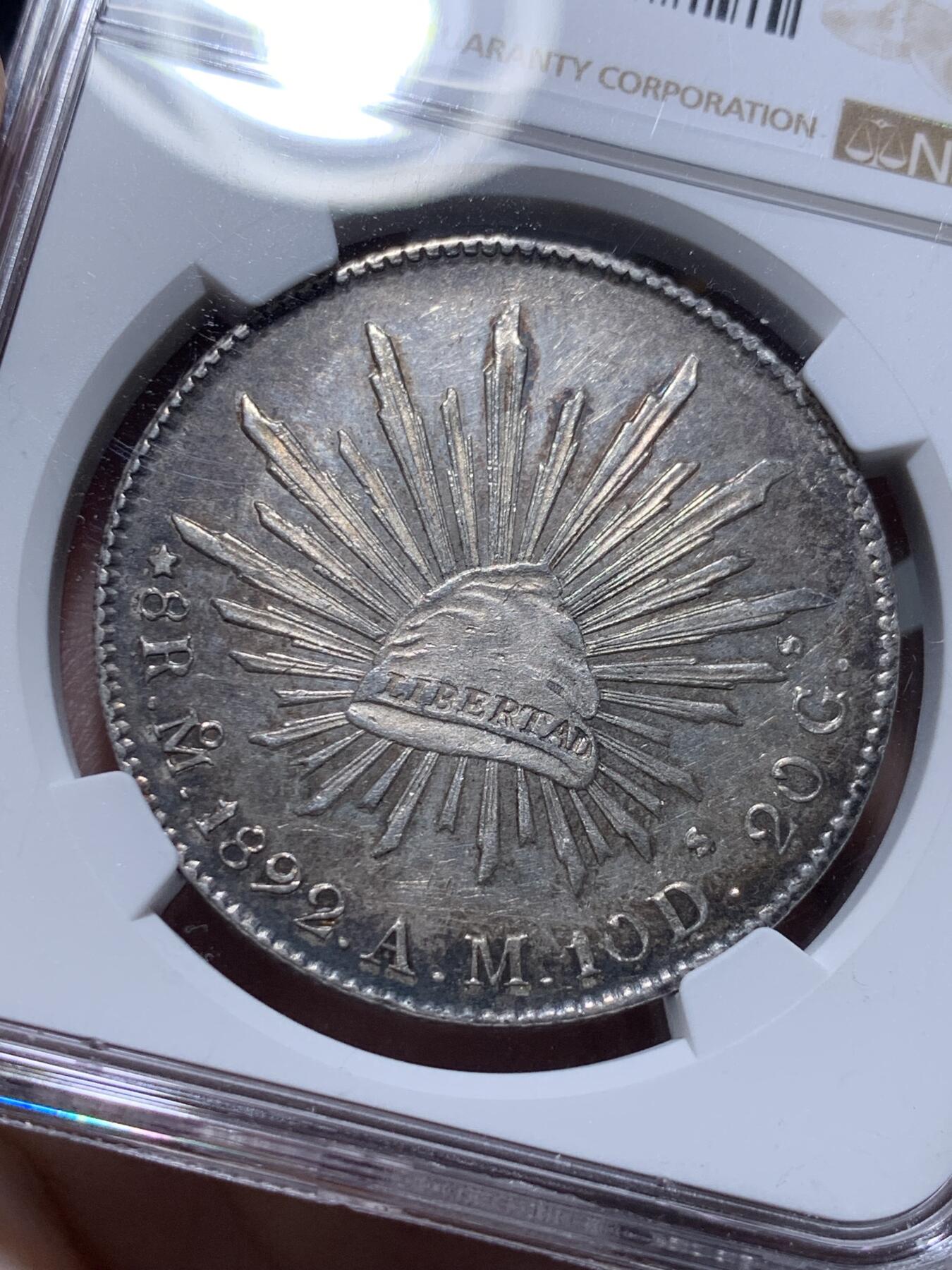 《竞宝斋》第317场 周日，周一 2场连拍 （全场包邮） NGC MS61 墨西哥 1892年 8瑞尔 鹰洋 银币 Mo厂 带黑彩 原光未使用状态