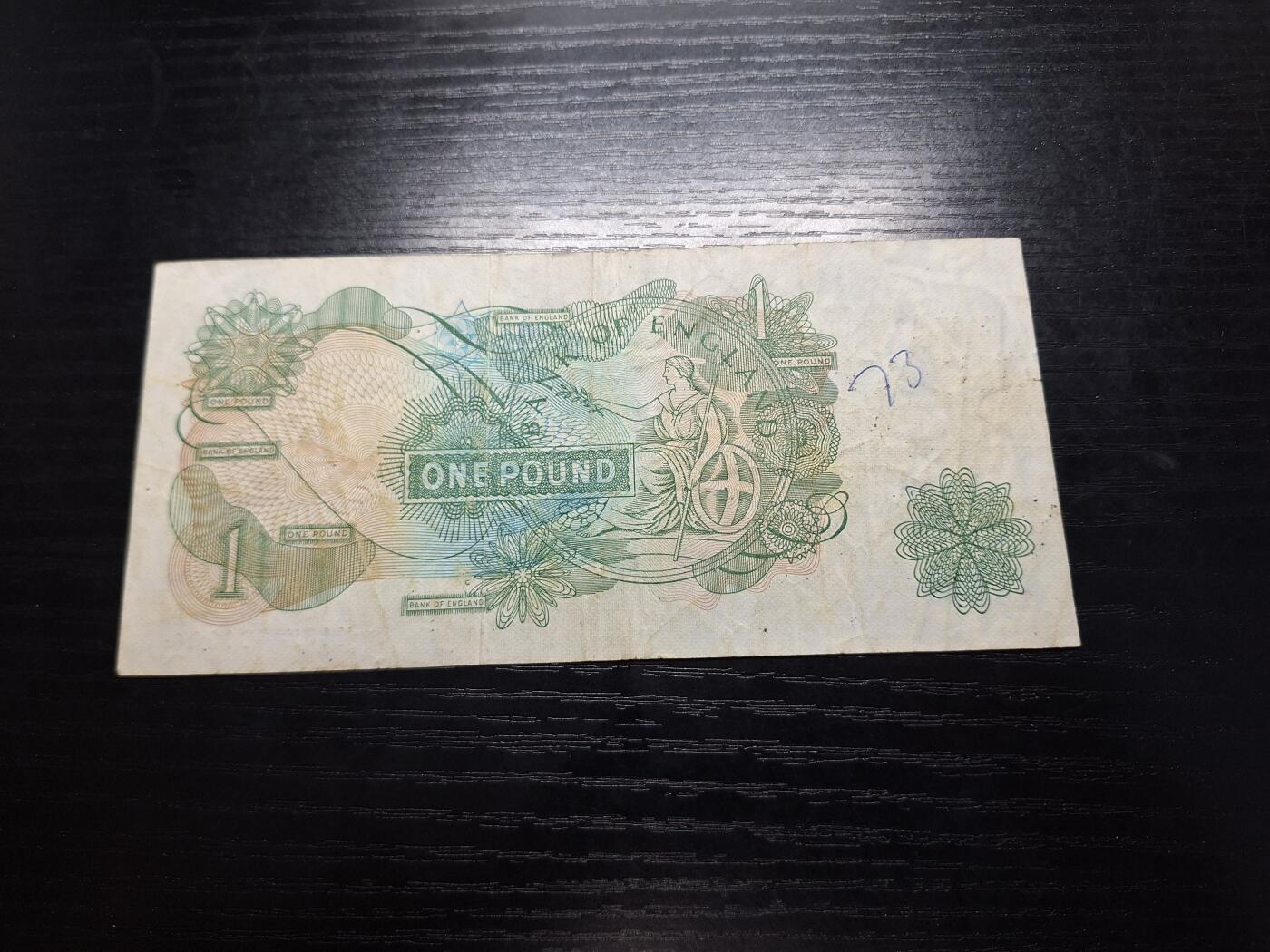 博彦收藏10月14日晚上8点 钱币专场 英国1镑流通品 有字迹
